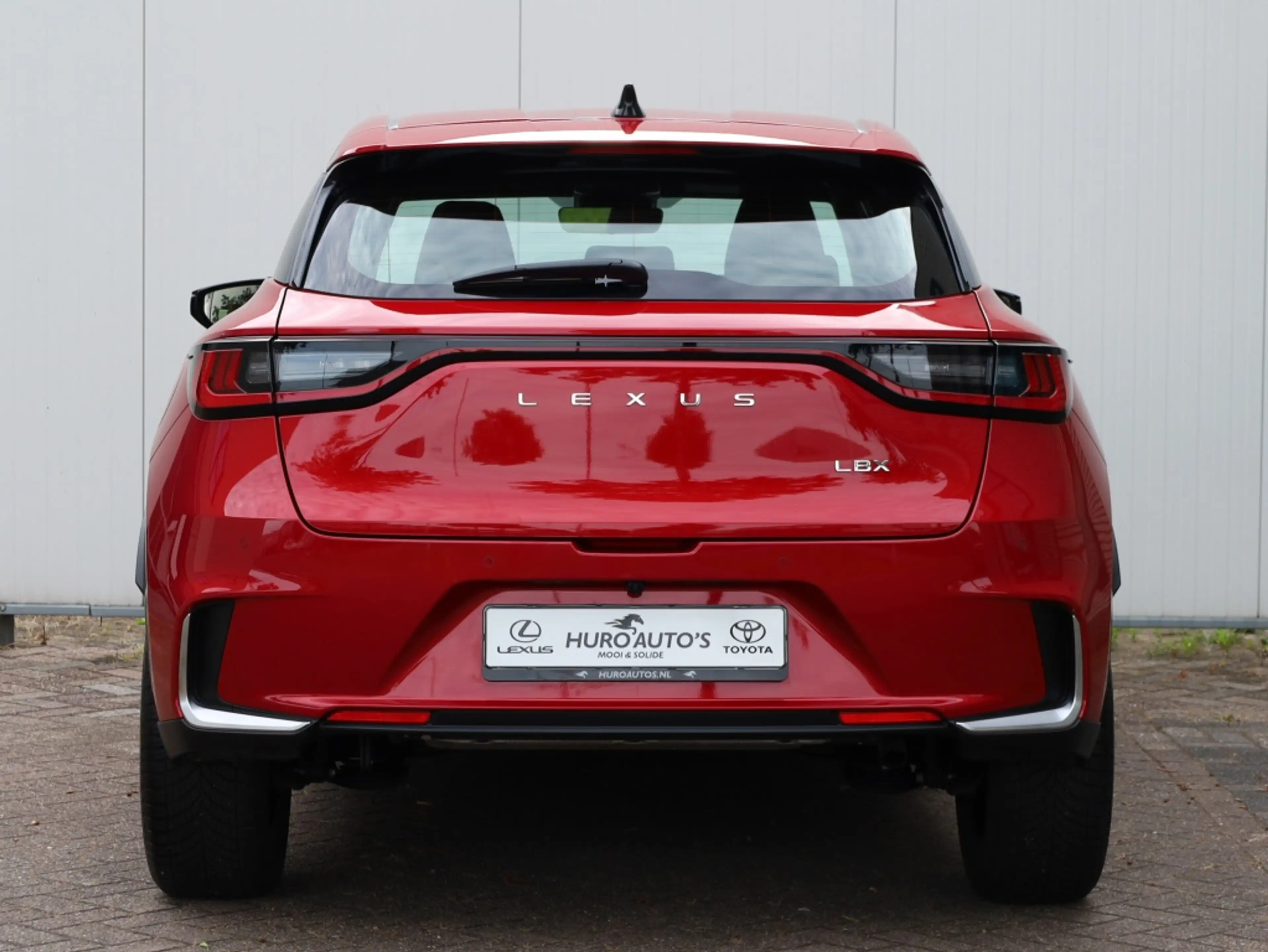 Lexus LBX Elegant 2WD | Advanced Pack | 360 Camera | Mark Le — photo 4