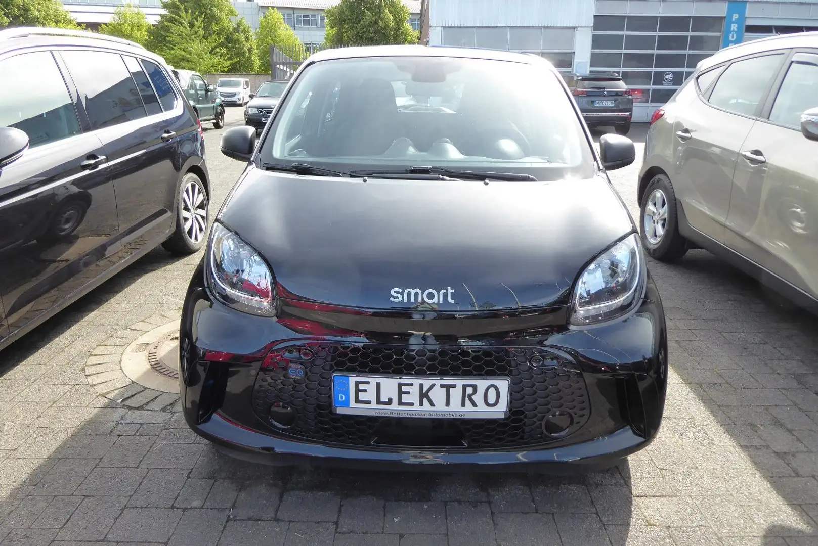 smart forFour EQ erst 15.600 KM!! Automatik 1.Hand Schwarz - 2