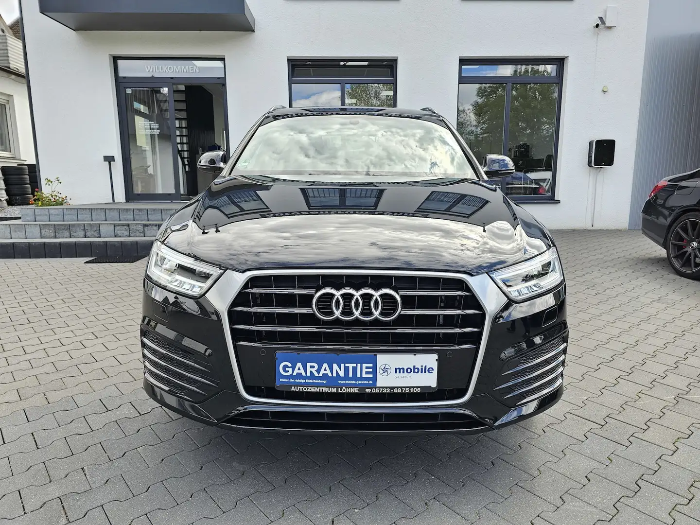 Audi Q3 1.4 S-LINE LED LEDER Keyless 20´´ ROUTOR Noir - 2