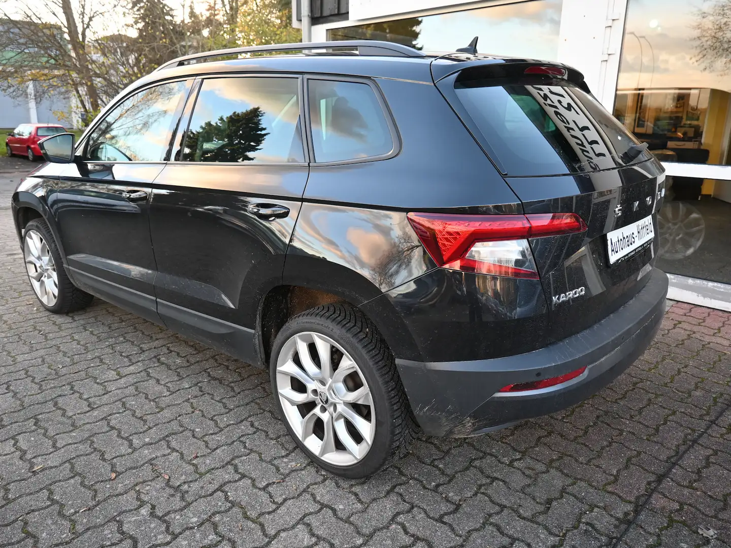 Skoda Karoq 1.5 *Style* DSG Klimaaut NAVI 19Alu 1.Hand Noir - 2