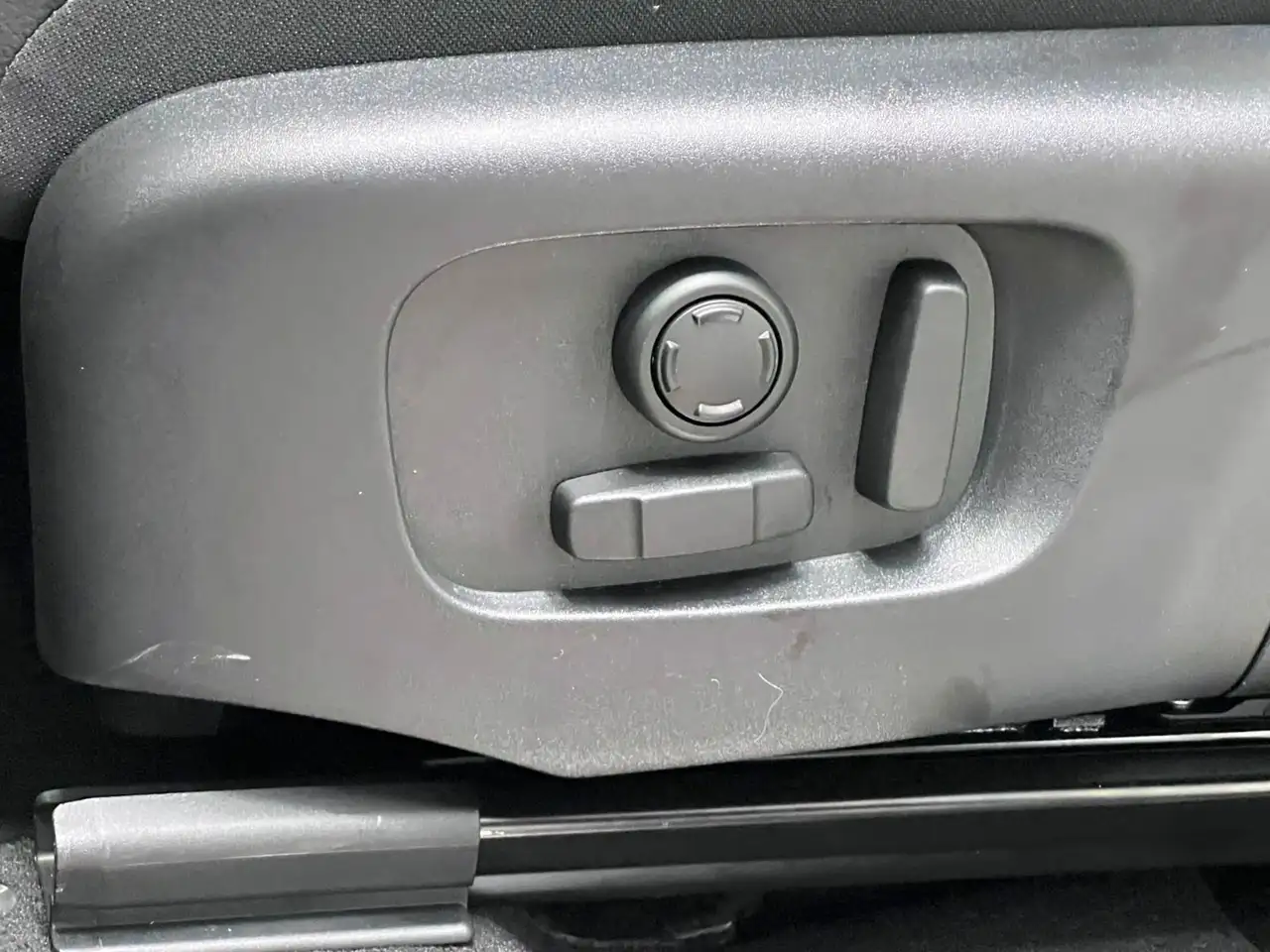 Land Rover Discovery Sport снимка Land Rover Discovery Sport