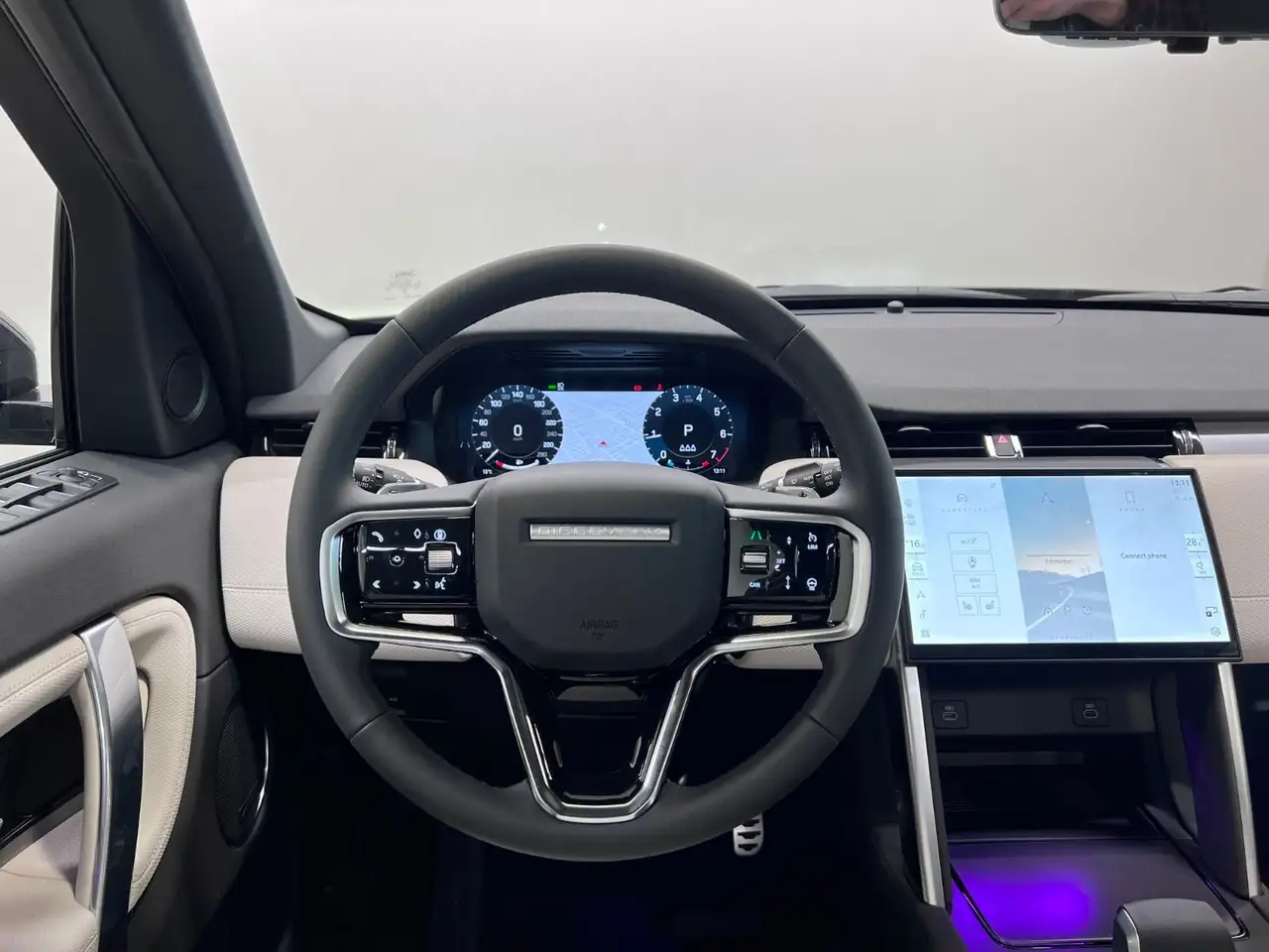 Land Rover Discovery Sport снимка Land Rover Discovery Sport