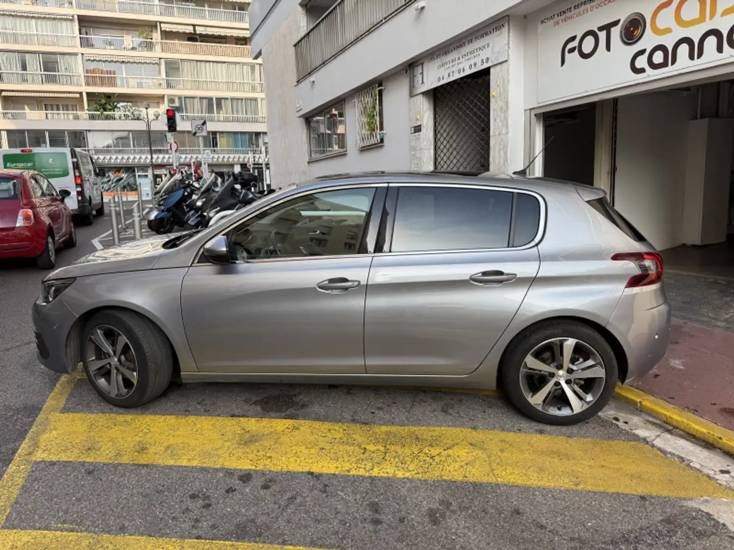 Peugeot 308 1.2 PURETECH 130CH E6.C S\u0026S ALLURE EAT8 Gris - 2