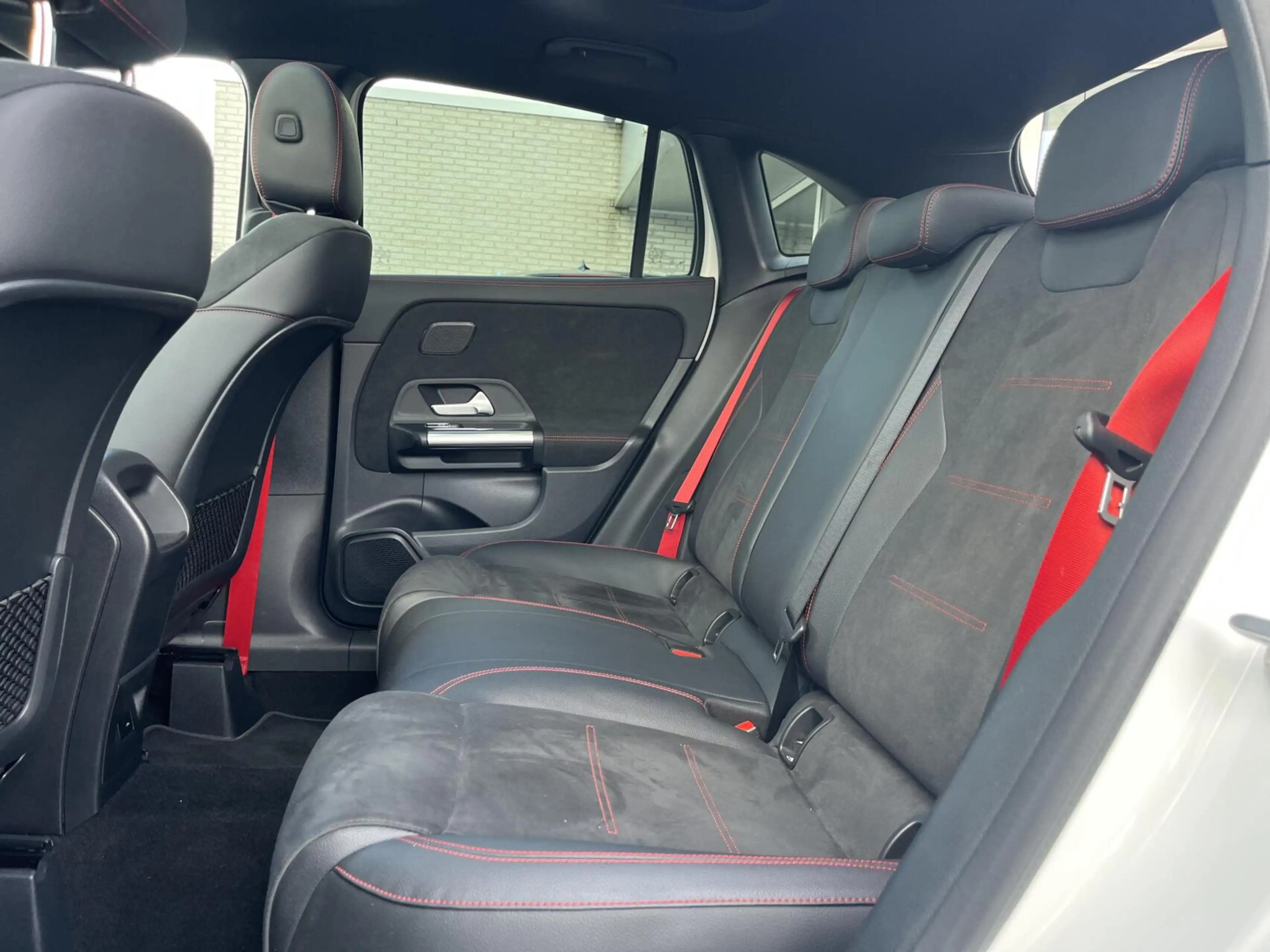 Mercedes-Benz GLA 35 AMG 4MATIC 306PK PANO+EL. TREKHAAK — photo 7