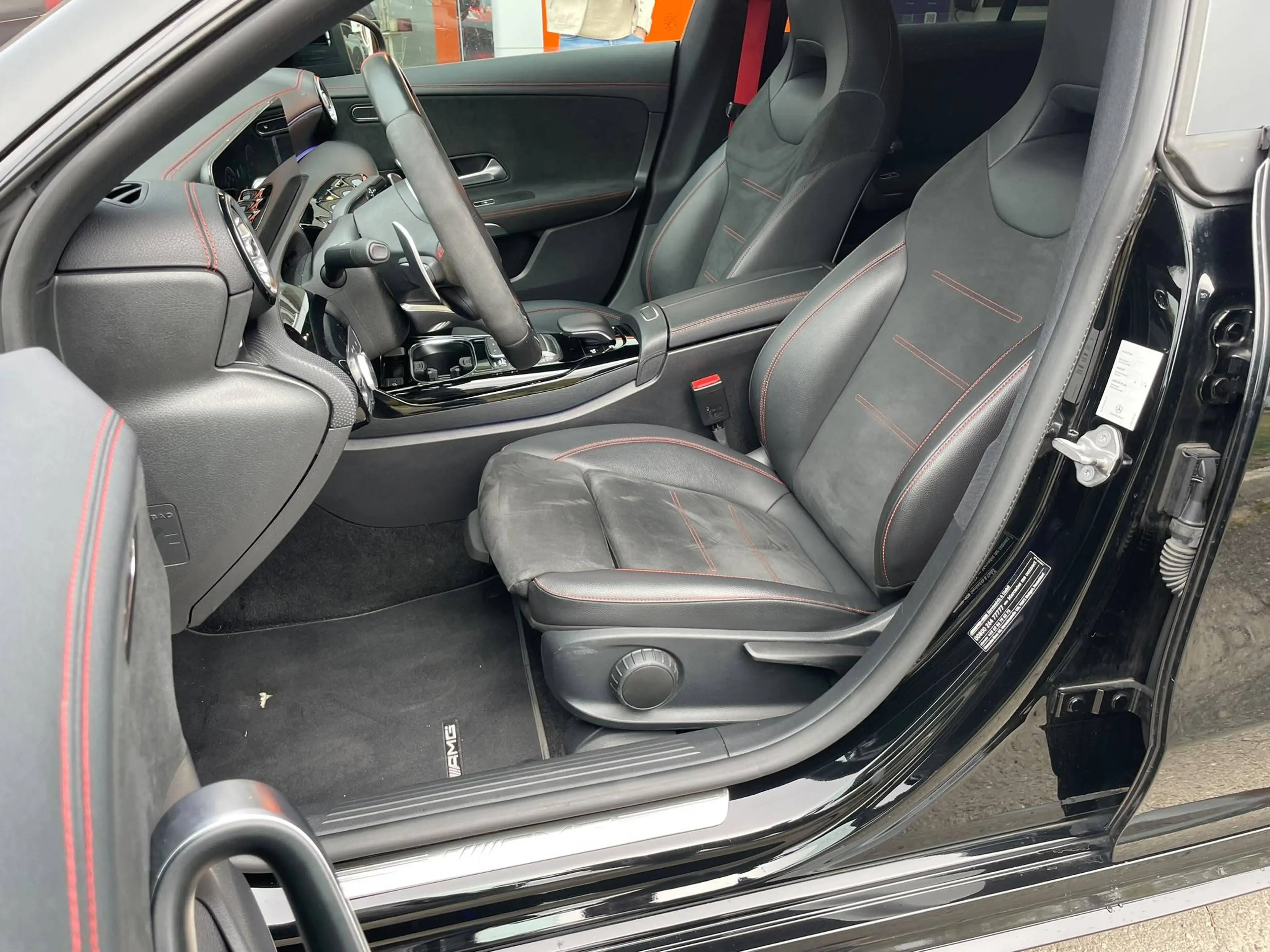 Mercedes-Benz CLA 45 AMG AMG 45 S 4Matic+  Shooting B AMG Speedsh 8G-D - JUSQU'A 36 DE GARANTIE — photo 12