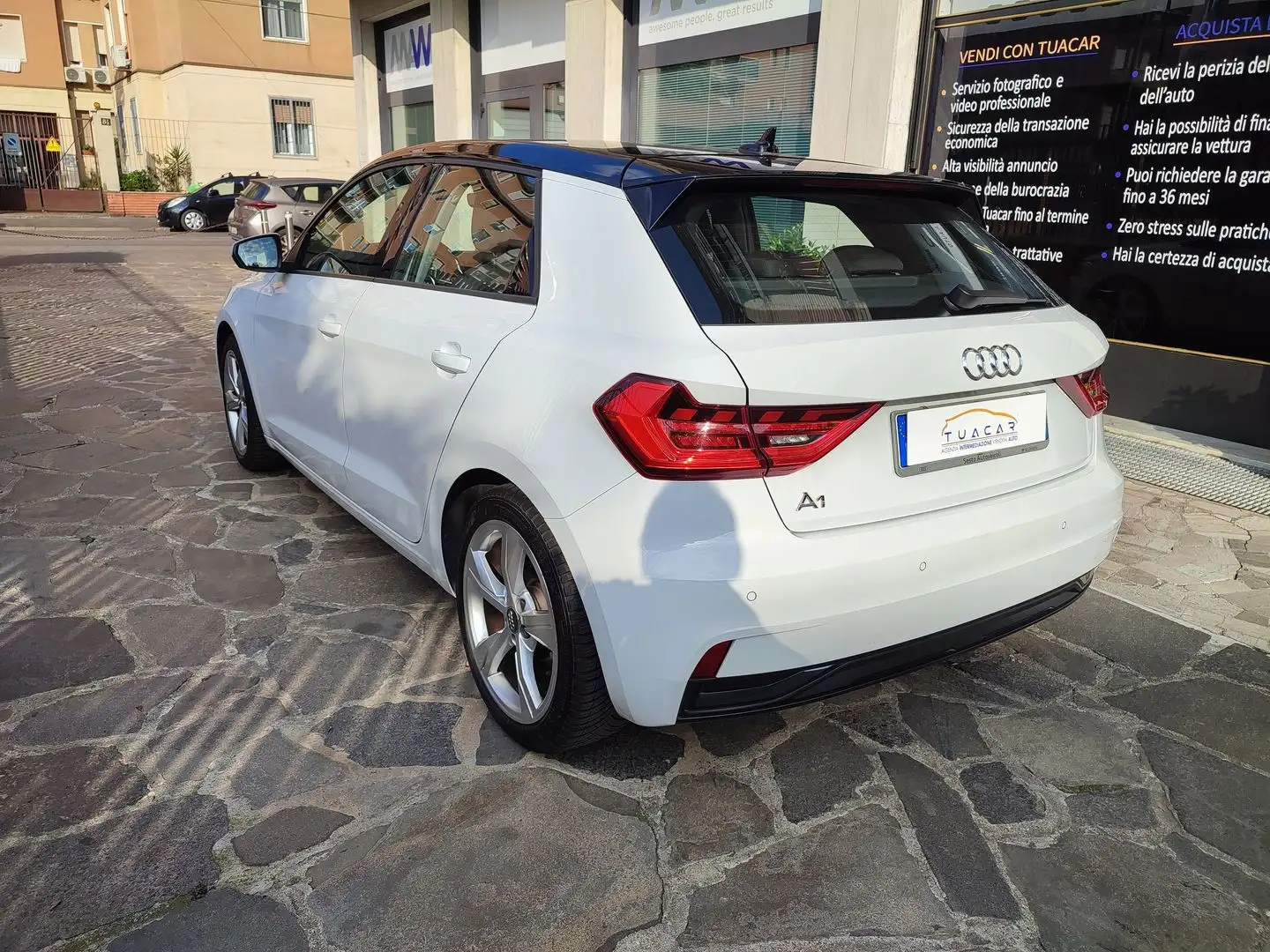 Audi A1 1.0 30 TFSI Sportback Admired Advanced Wit - 2