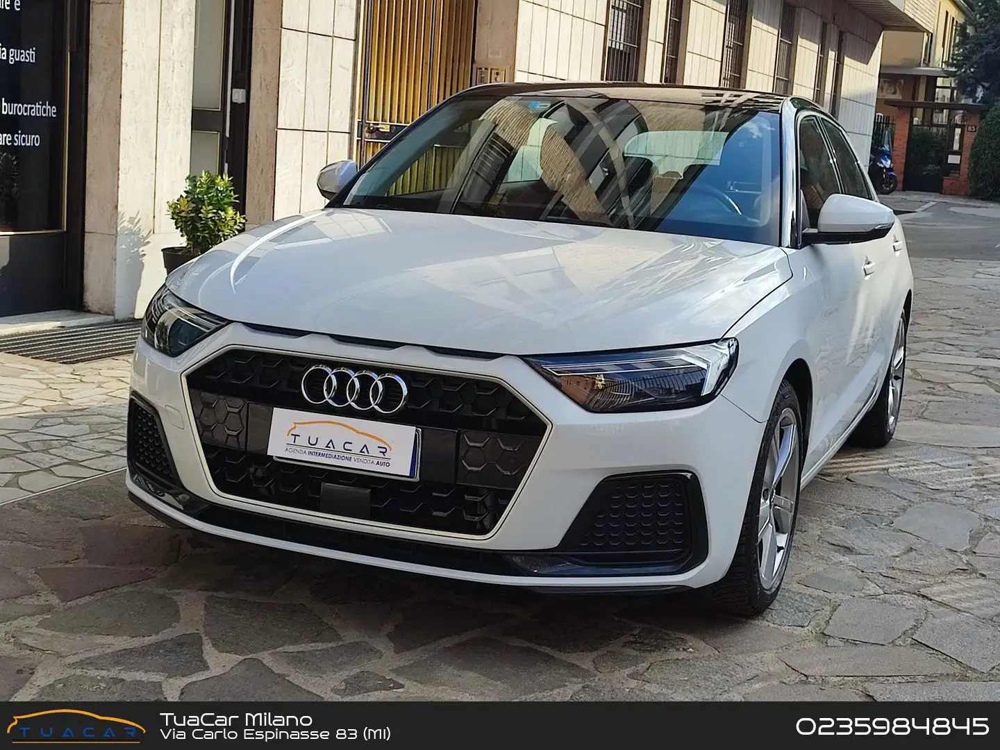 Audi A1 1.0 30 TFSI Sportback Admired Advanced Wit - 1