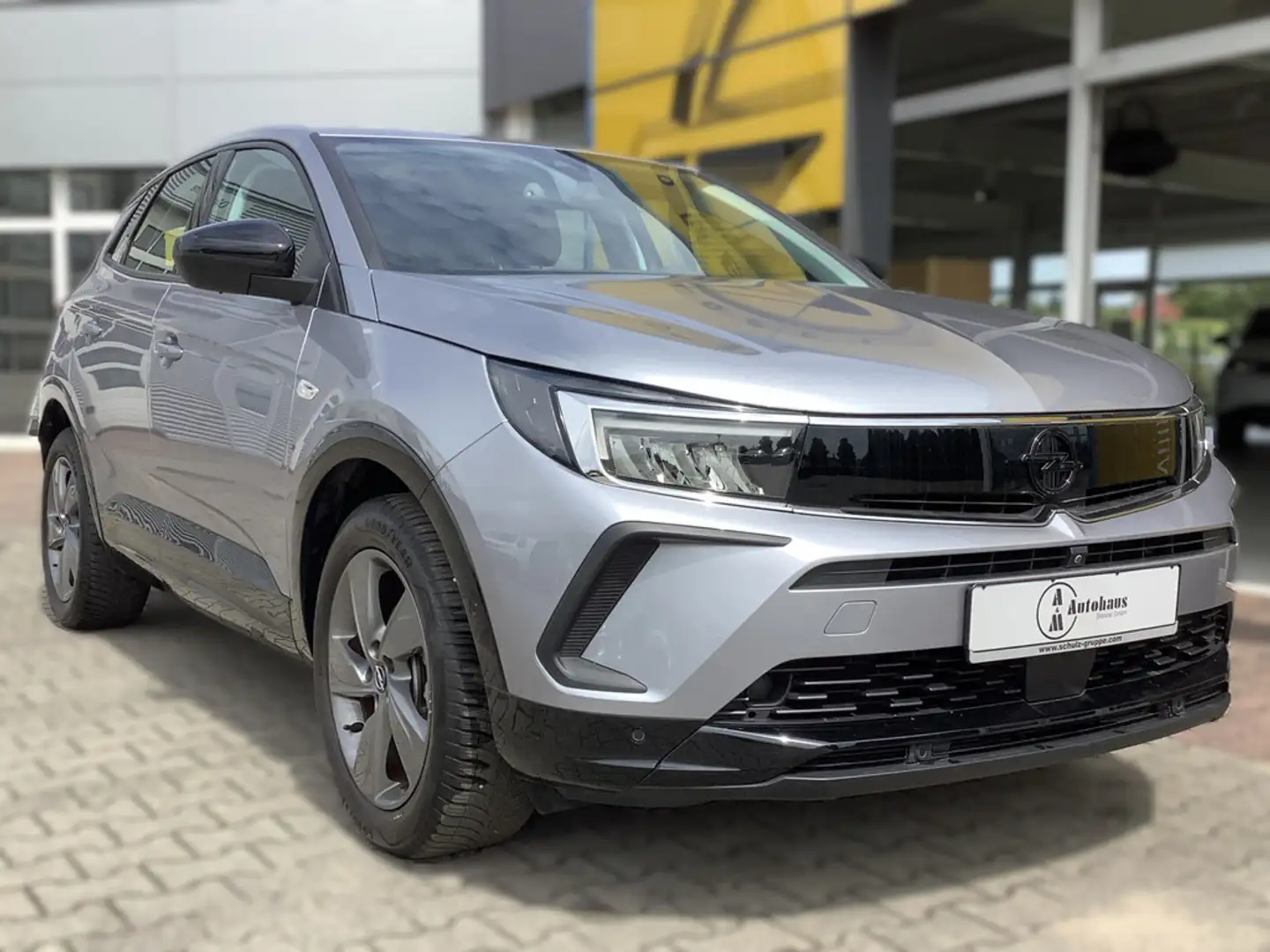 Opel Grandland 1.2 GS Line SHZ AHK FACEL. LED 360° Gris - 1