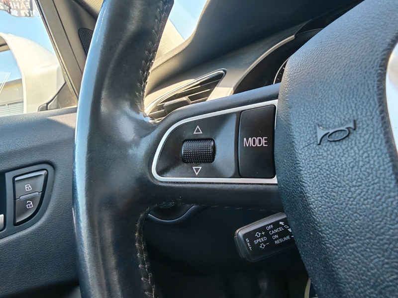 Audi A4 Avant Ambiente Navi Tempomat AHK TÜV Neu — photo 14