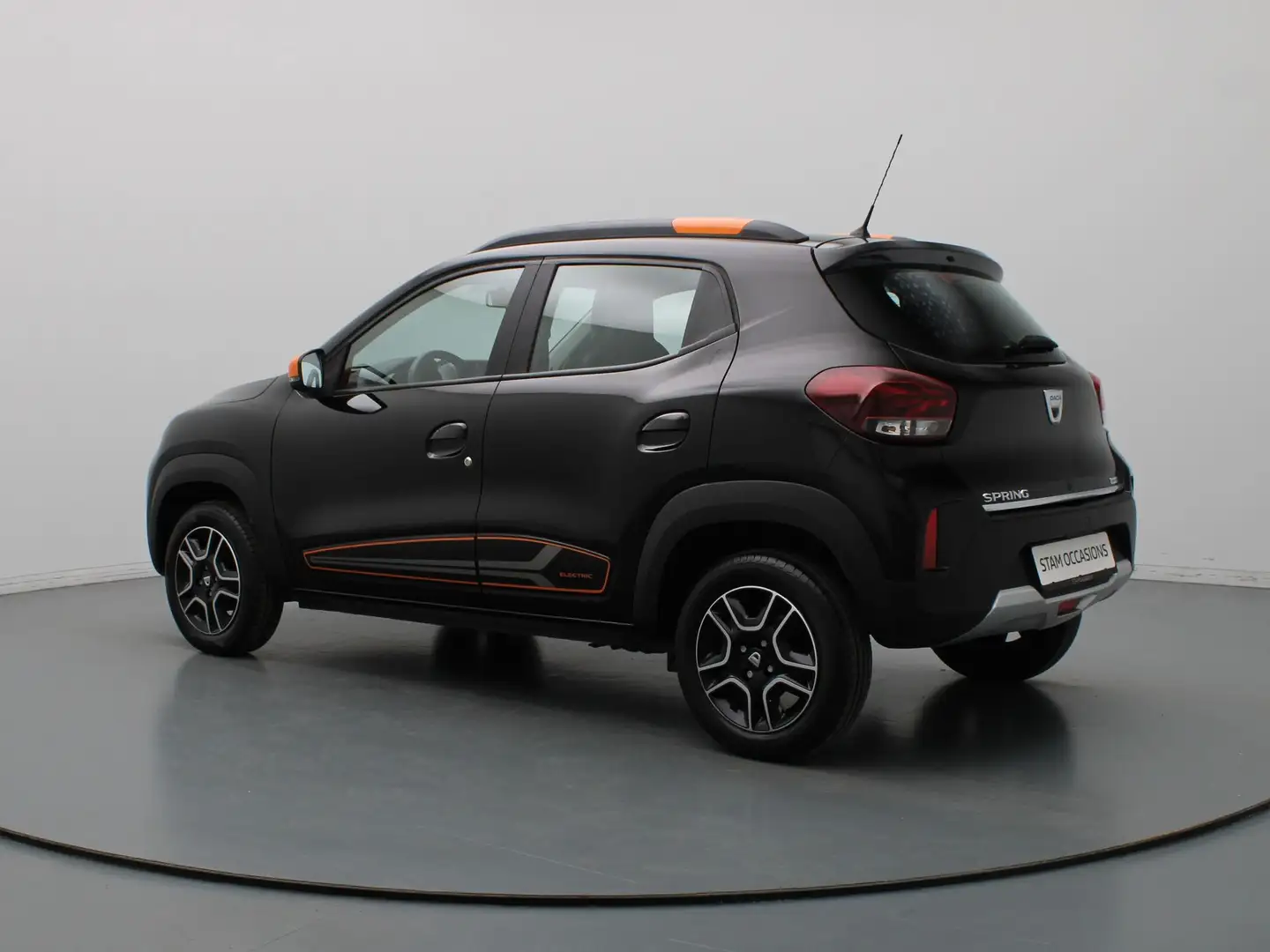 Dacia Spring Comfort Plus 27 kWh Airco | Camera | Navi | Parkee Noir - 2