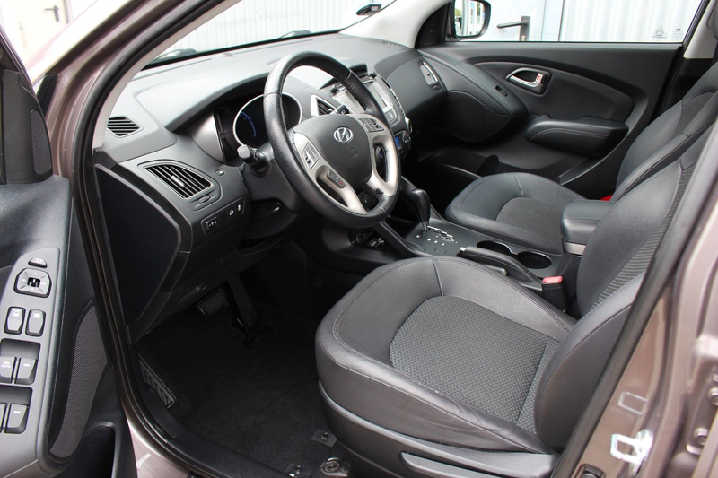 Hyundai iX35 Style 2WD Automatik+Navi+Kamera+AHK — photo 11