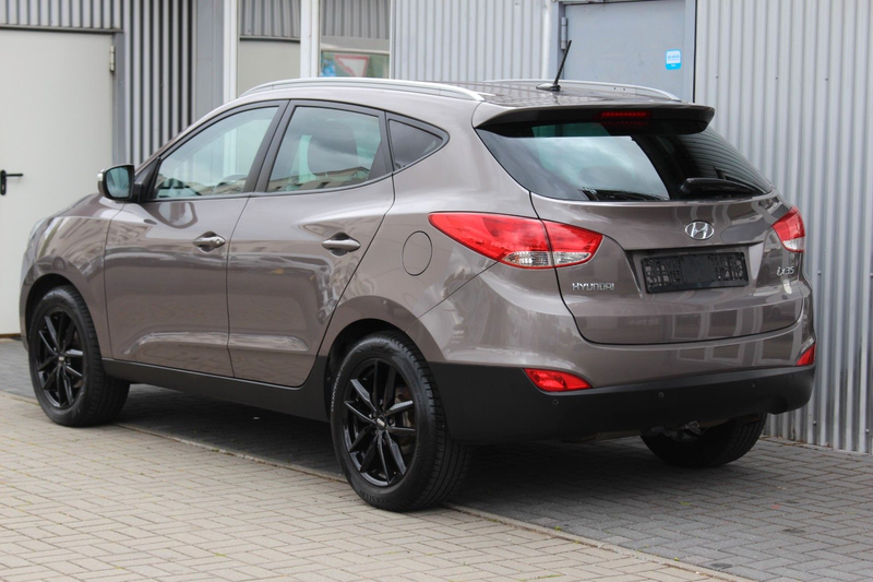 Hyundai iX35 Style 2WD Automatik+Navi+Kamera+AHK — photo 4