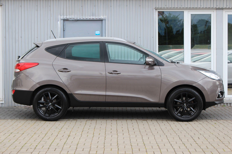 Hyundai iX35 Style 2WD Automatik+Navi+Kamera+AHK — photo 6