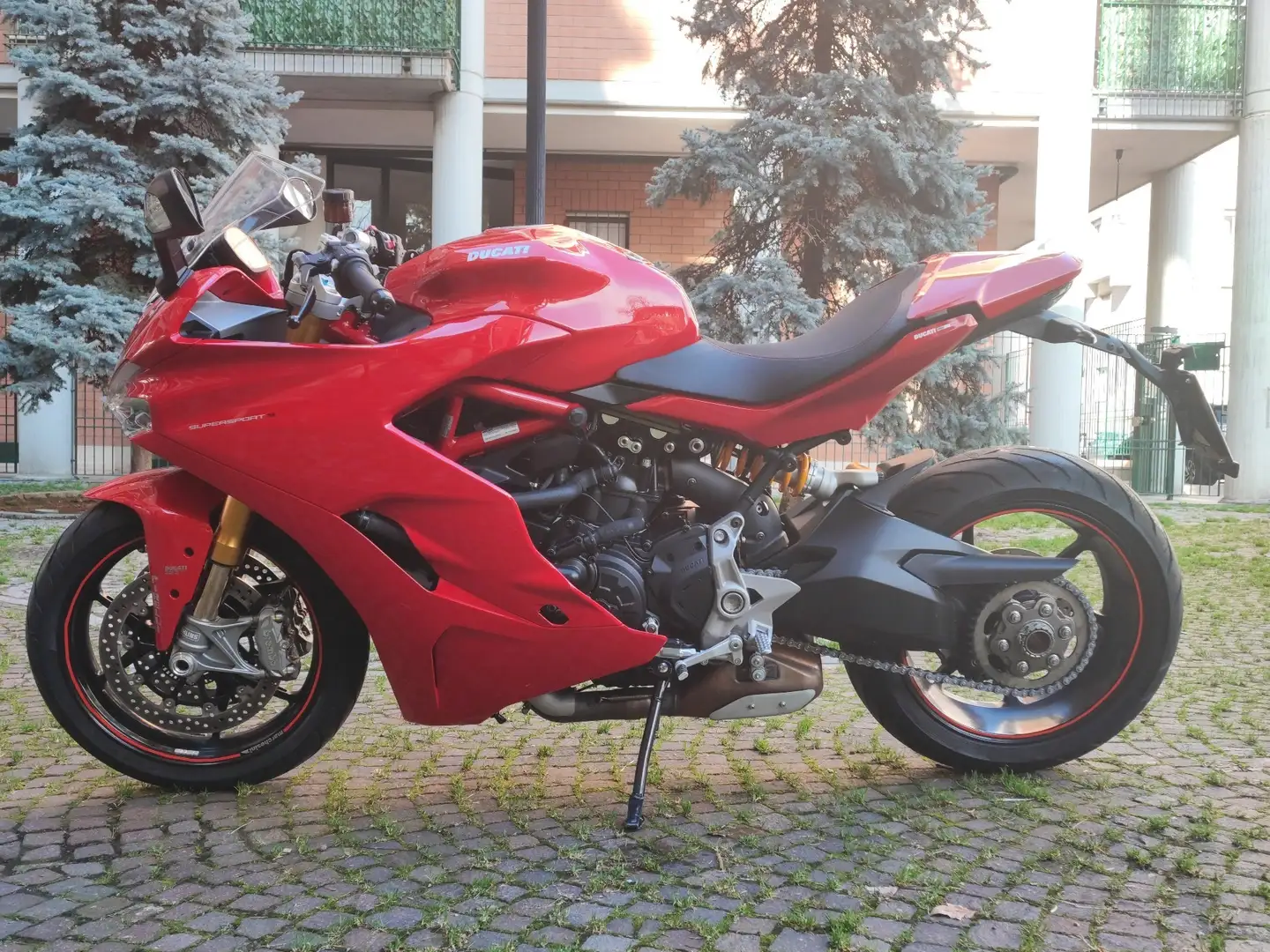 Ducati SuperSport 939 S Rosso - 2