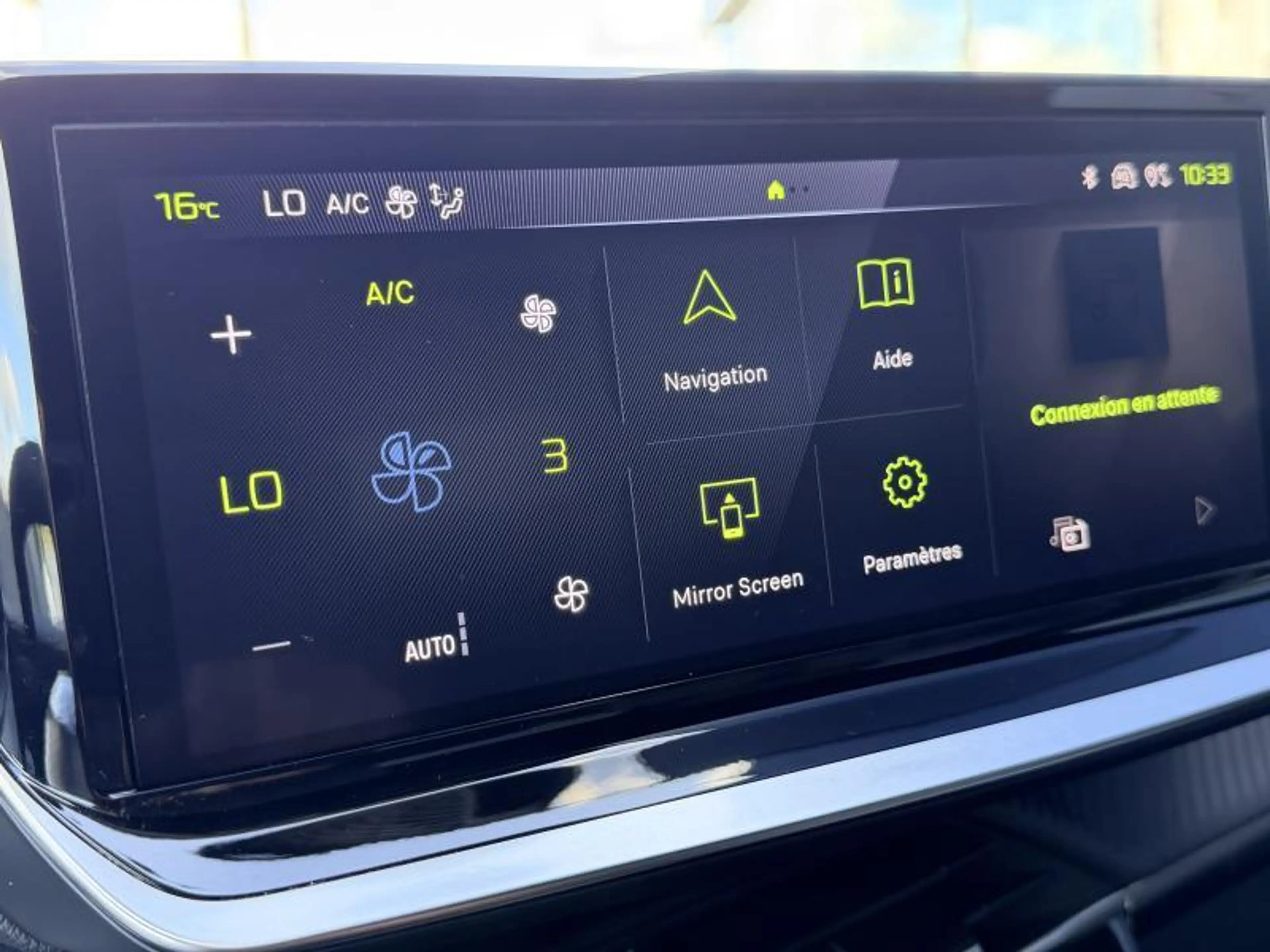 Peugeot e-2008 Allure - 54 Kw - 156Ch - Cam Av&Ar - Gps - Carplay — photo 13