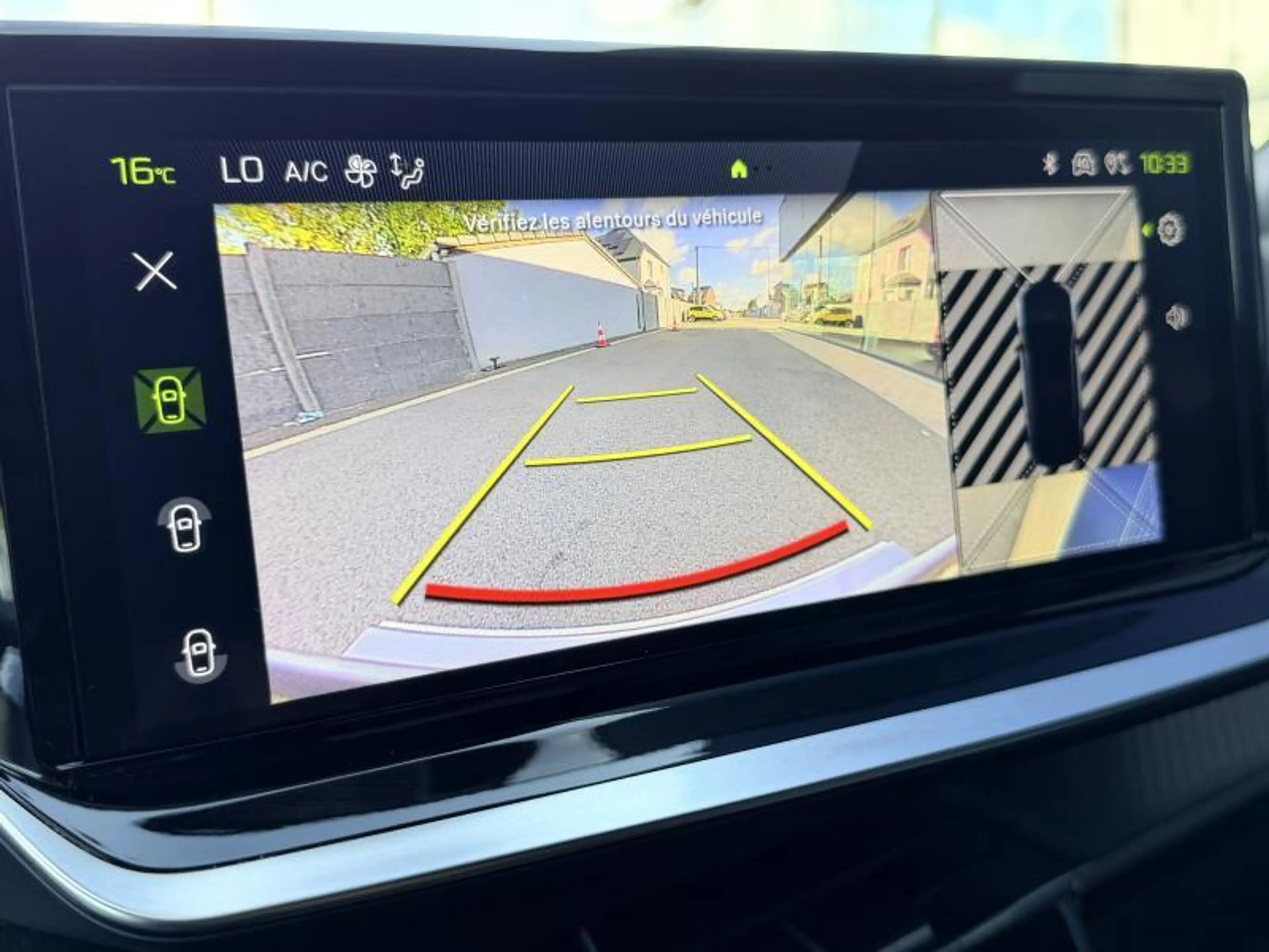 Peugeot e-2008 Allure - 54 Kw - 156Ch - Cam Av&Ar - Gps - Carplay — photo 11