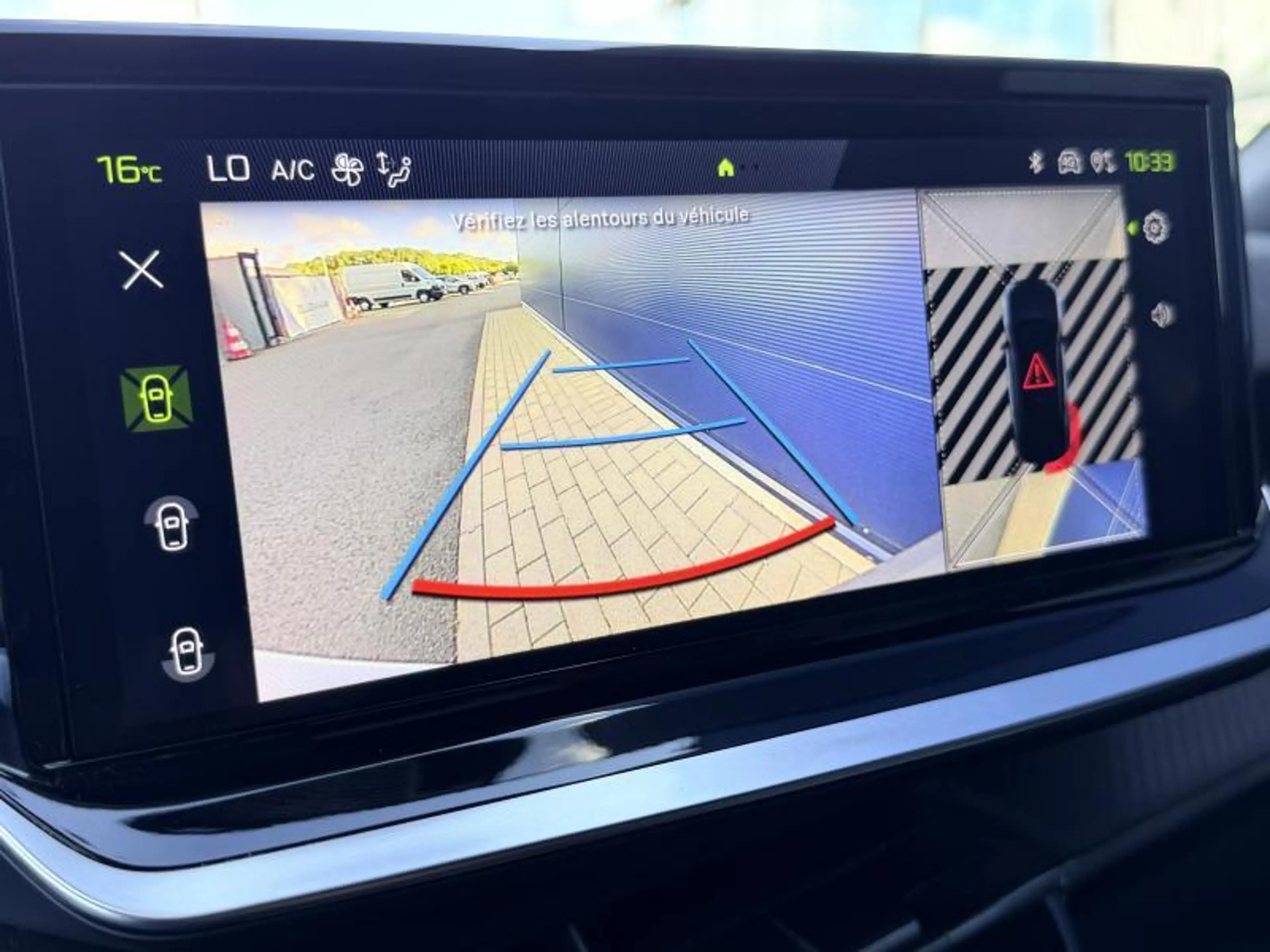Peugeot e-2008 Allure - 54 Kw - 156Ch - Cam Av&Ar - Gps - Carplay — photo 10