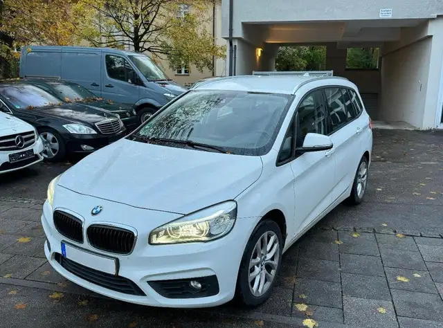 BMW 220 d GranTourer Aut+1.Hd/Klimaaut/LED/Navi/Keyless+