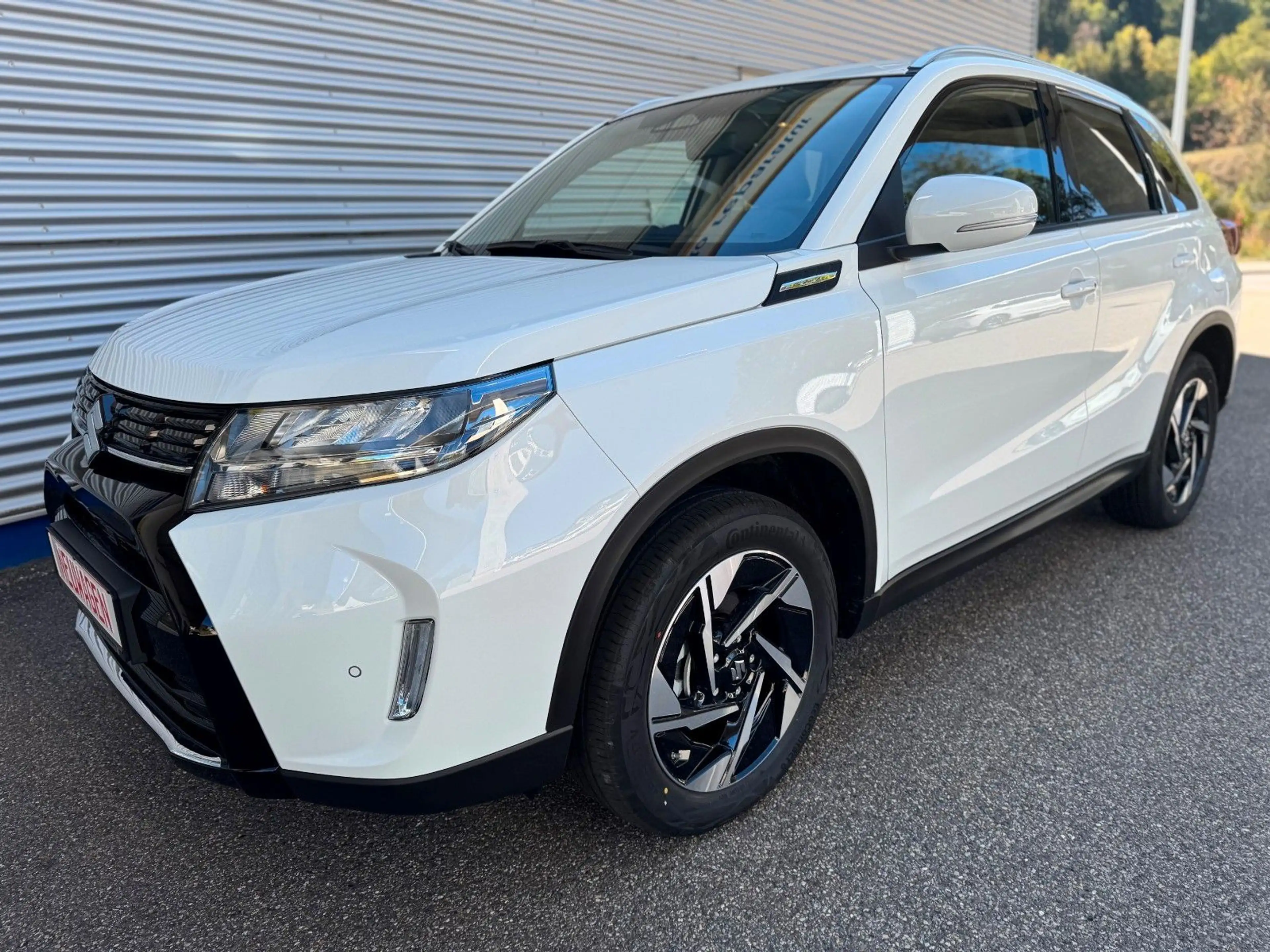 Suzuki Vitara 1.4 BOOSTERJET Hybrid Comfort+ Allgrip — photo 3