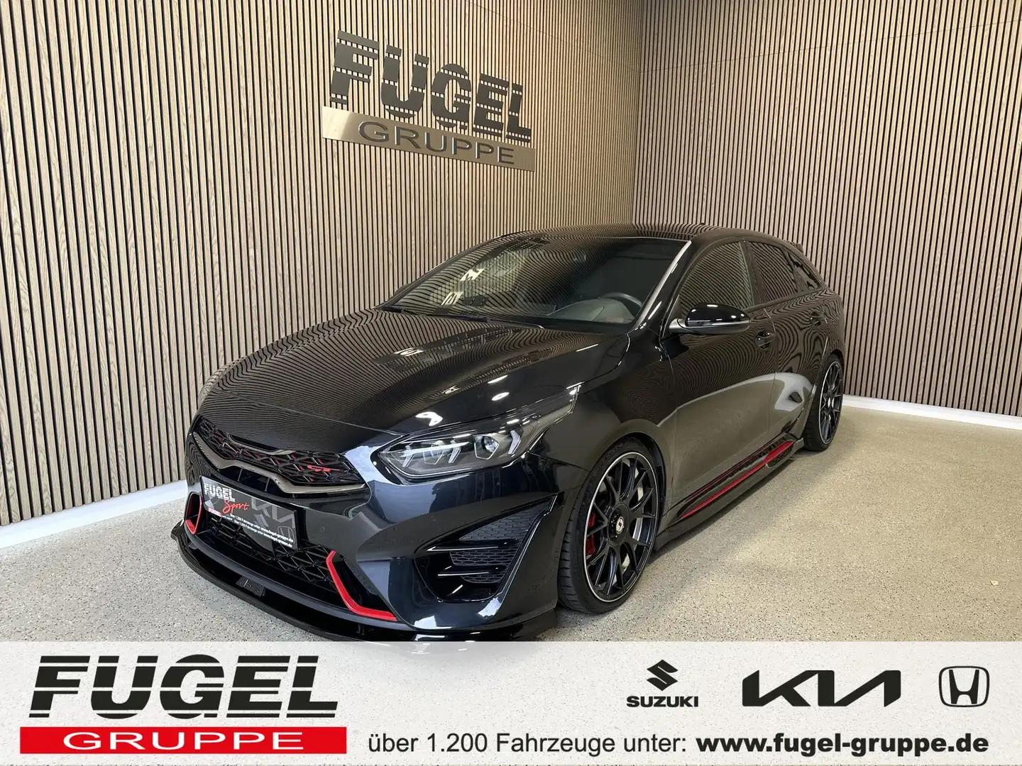 Kia ProCeed / pro_cee'd 1.6 TGDI GT DCT UMBAU|GIACUZZO|PANO|BASTUCK Noir - 1
