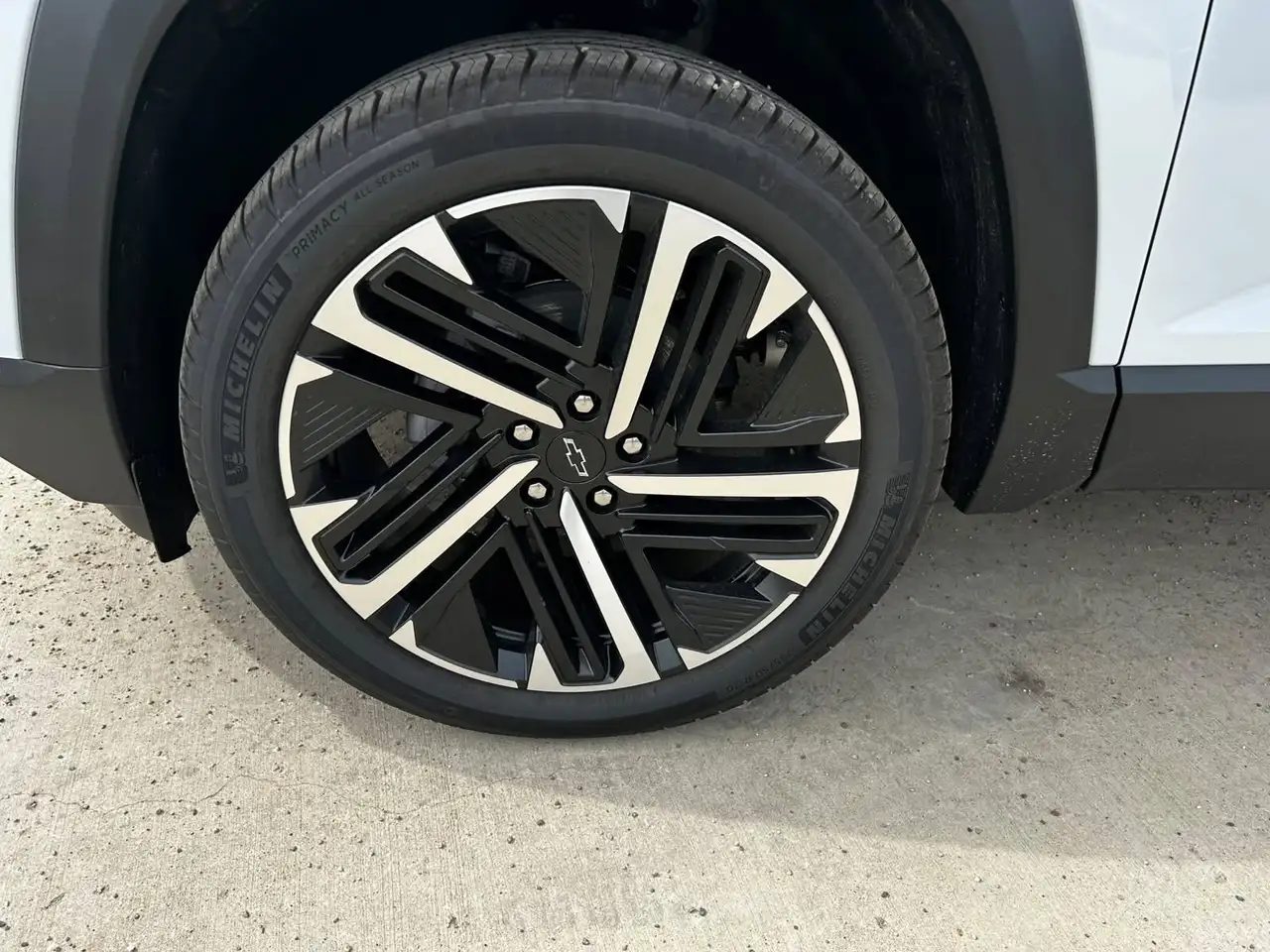 Chevrolet Equinox снимка Chevrolet Equinox
