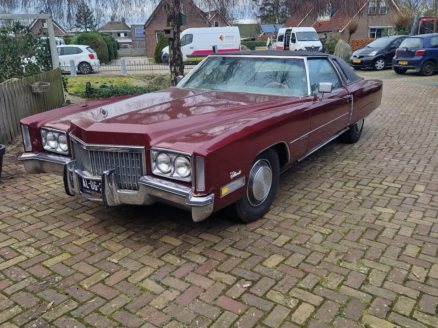 Cadillac Eldorado Rojo - 1