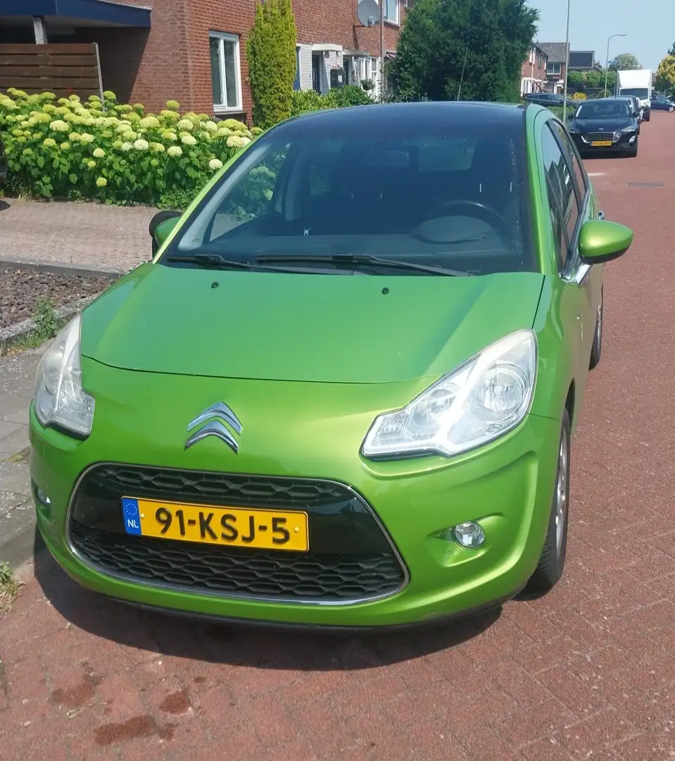 Citroen C3 1.6 VTi Exclusive Groen - 1