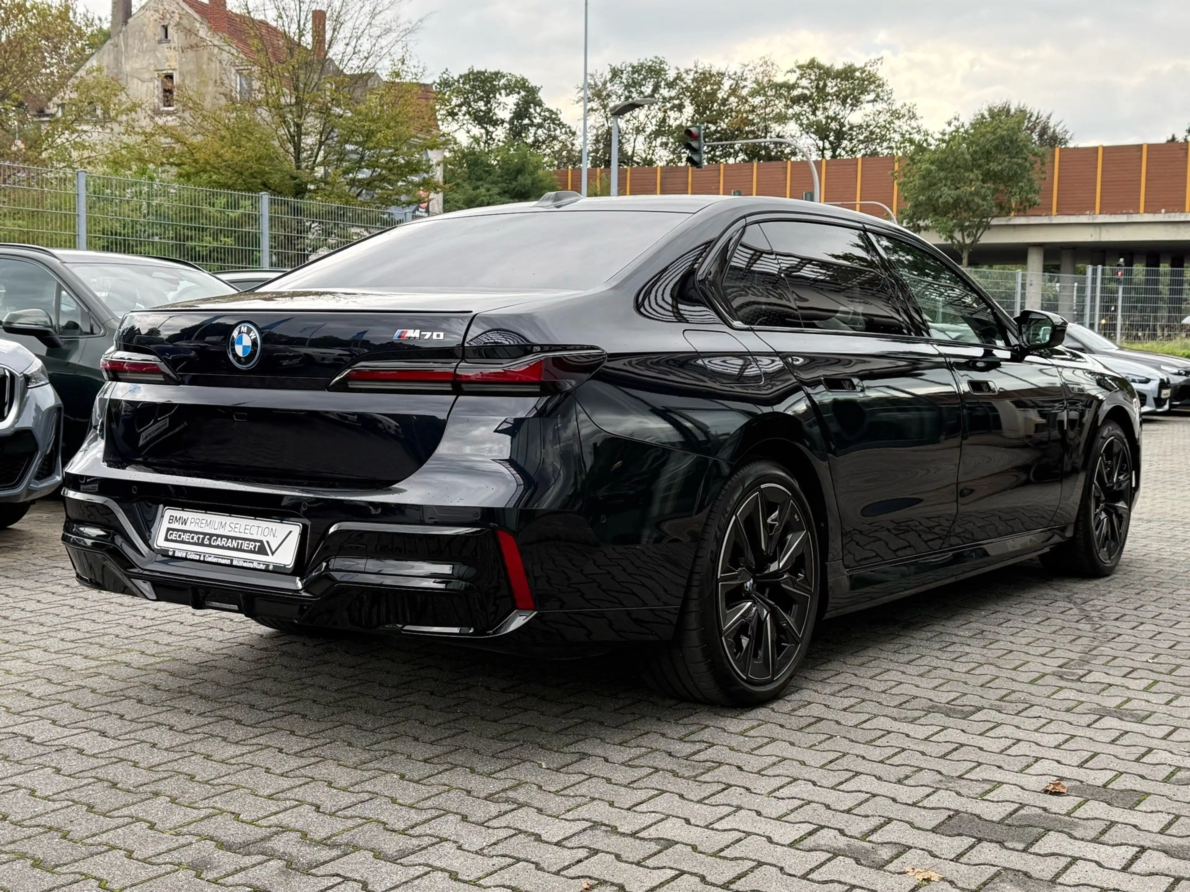 BMW i7 M70 xDrive M Sport //ExecutiveLoungeSeating uvm. — photo 2