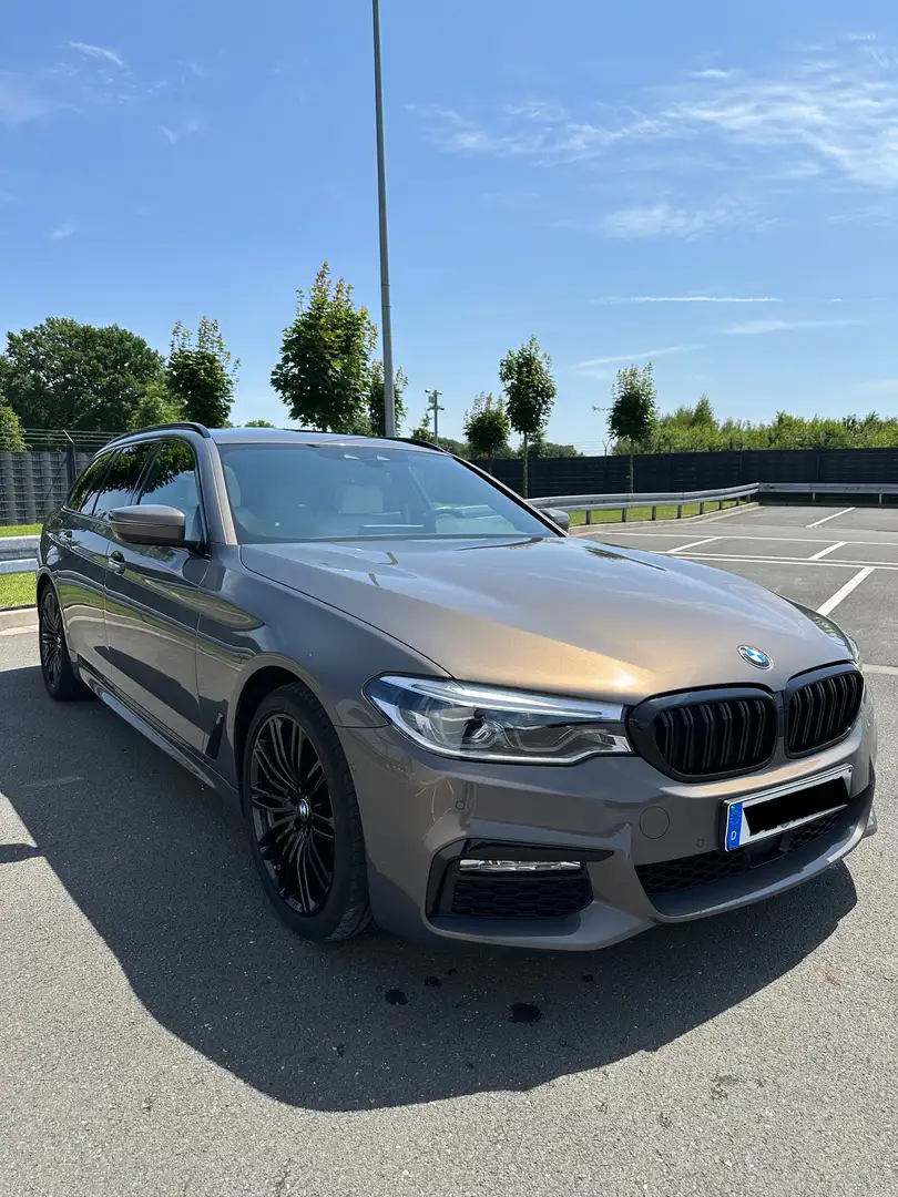 BMW 525 525d Touring Aut. M Paket ***Individual*** - 1