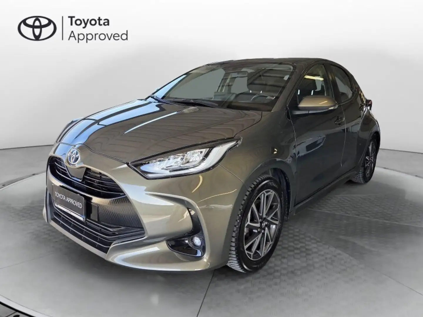 Toyota Yaris 1.5 Hybrid 5p. Trend Bronzo - 1