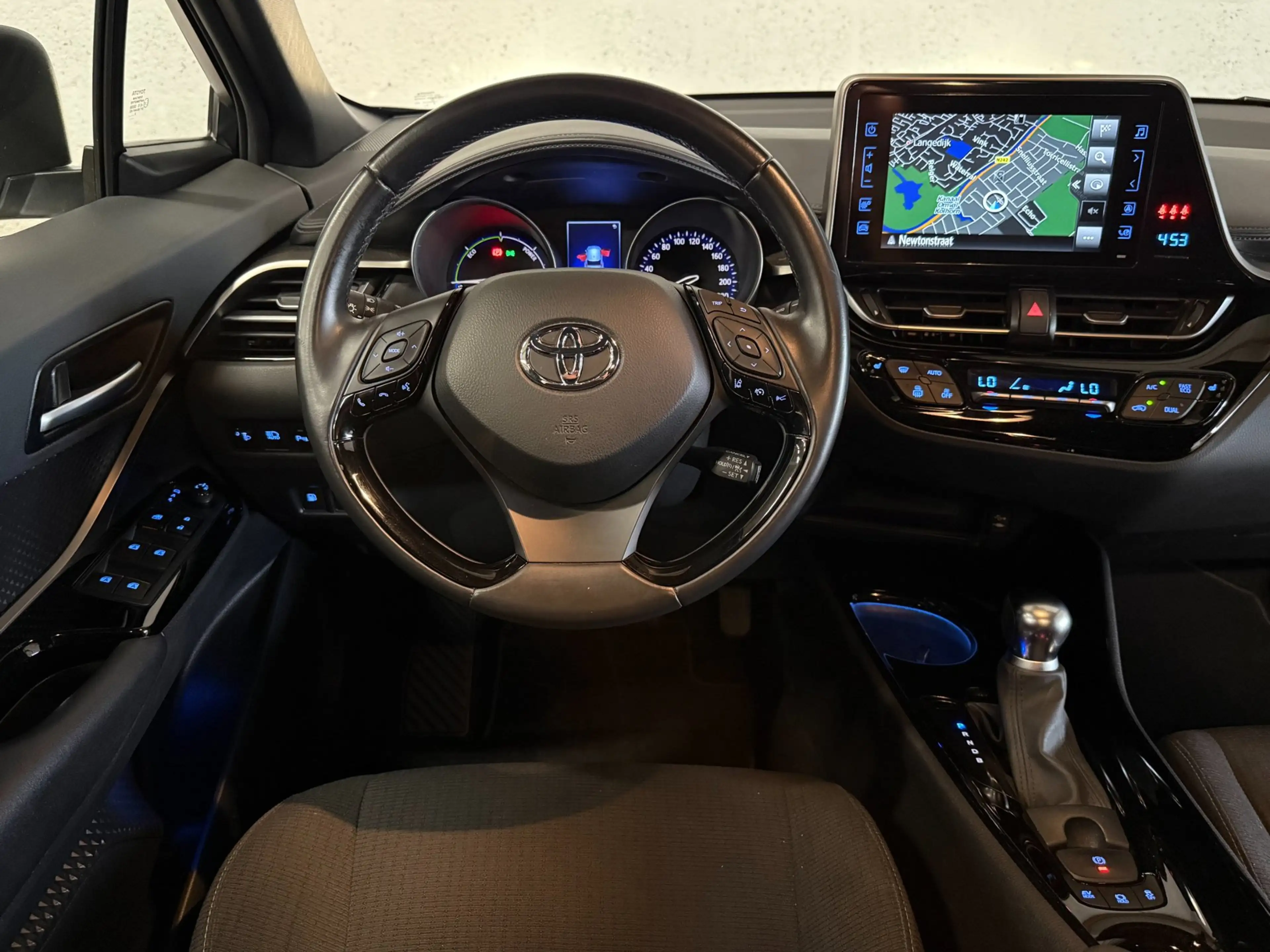 Toyota C-HR 1.8 Hybrid Navi|Camera|Cruise|Trekhaak|Dealer Onde — photo 14