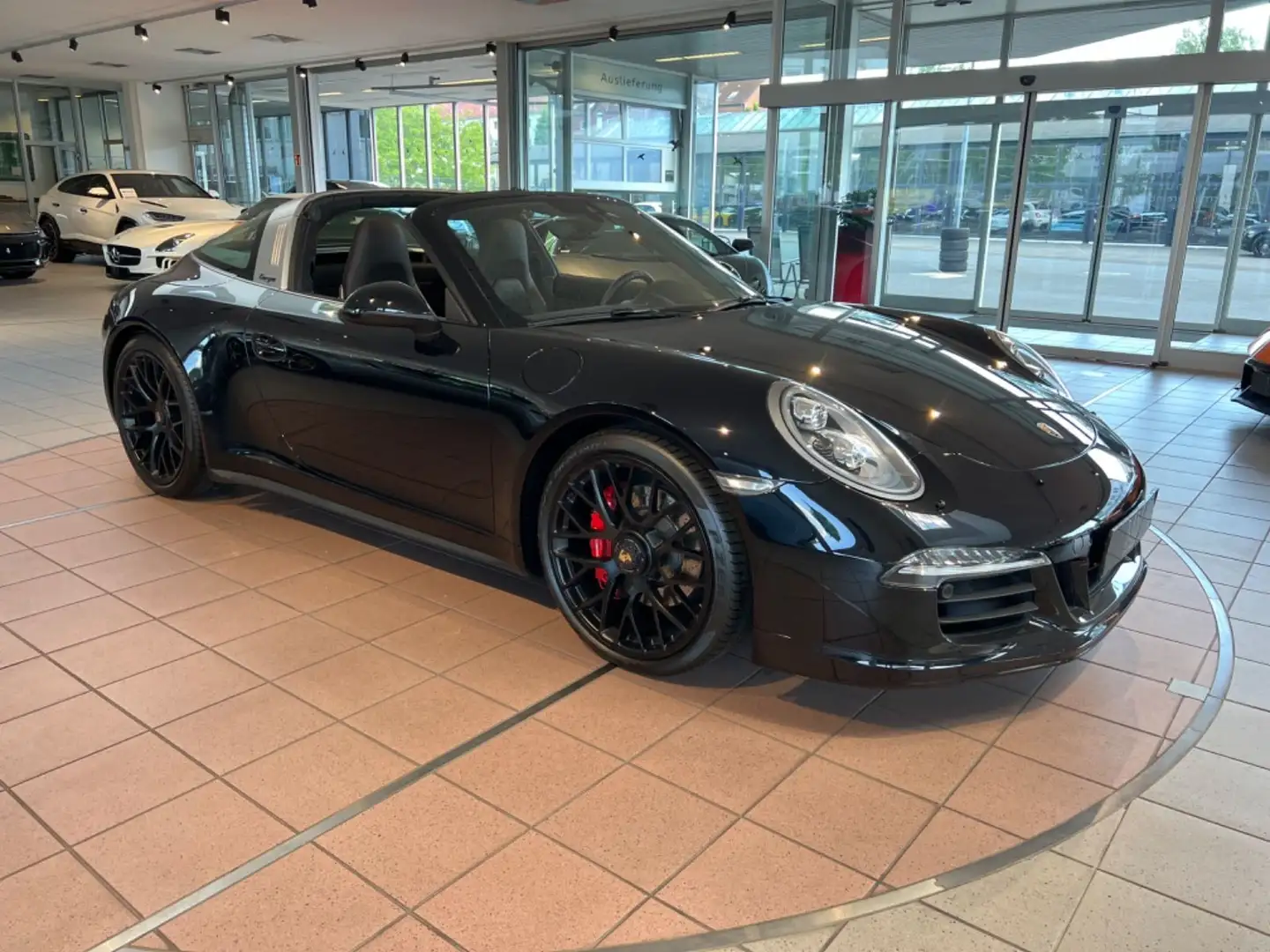 Porsche 991 911/991.1 Targa 4 GTS Negro - 2