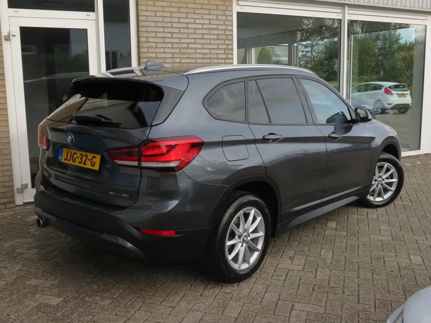 BMW X1 SDrive18i High Executive Camera|Navi Prof|LED|Crui Grijs - 2