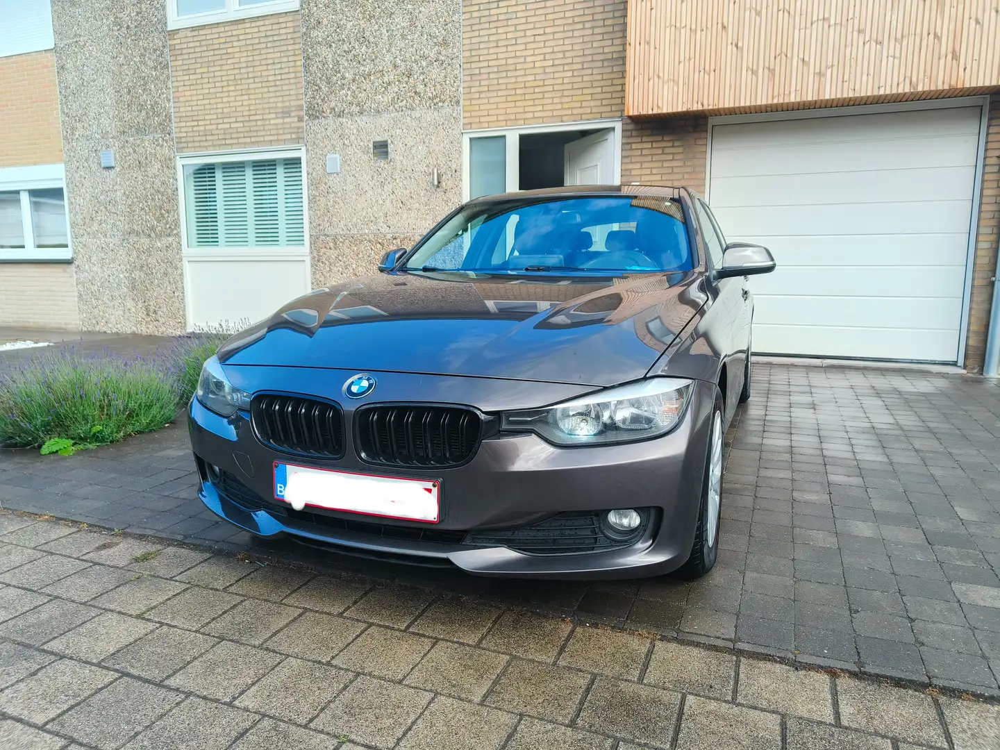 BMW 316 316d Touring Bruin - 1