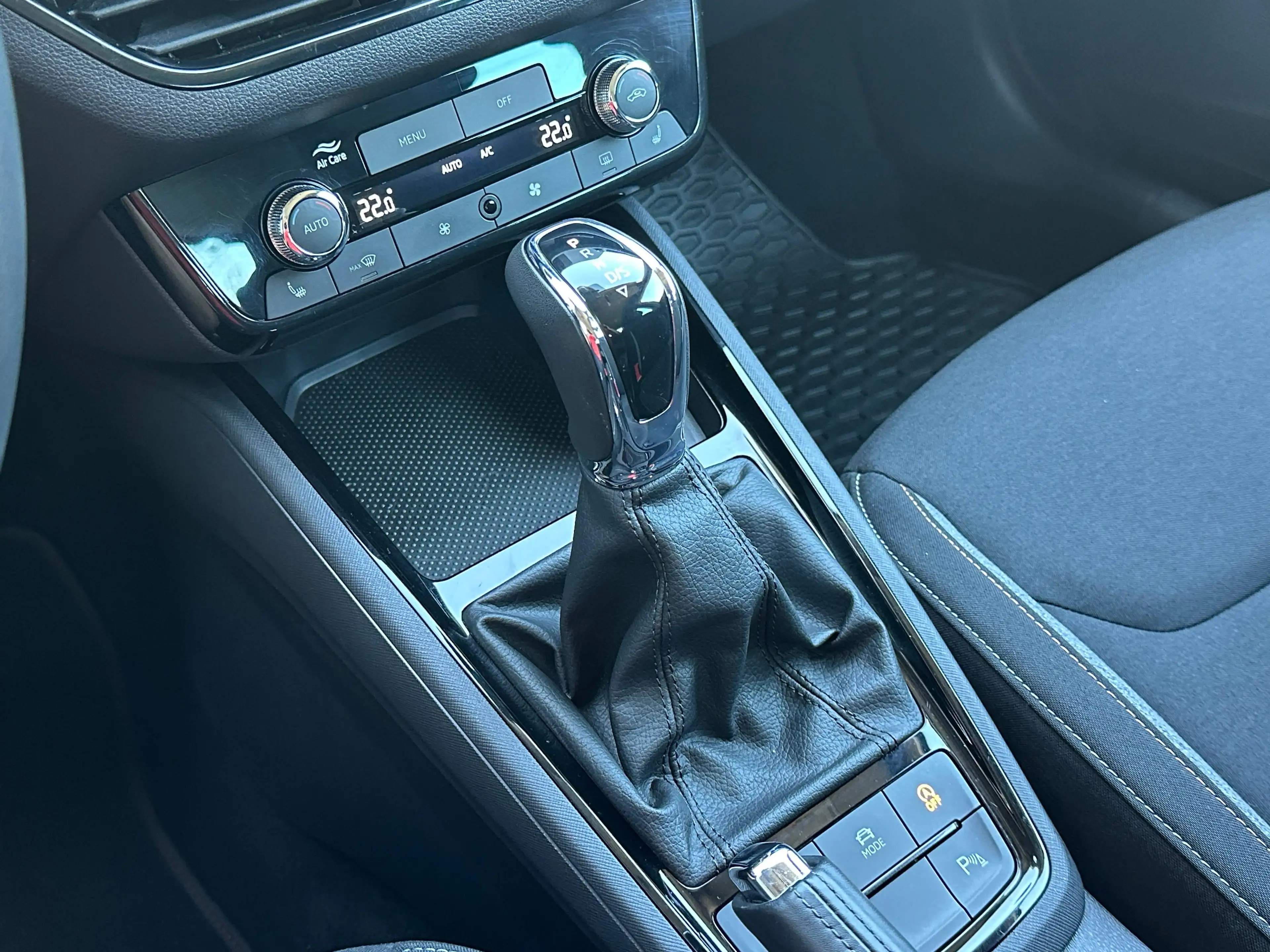Skoda Kamiq 1.0 TSI DSG SELECTION +LHZG+DIG.COCKPIT+FRONTSCHEIBENHEIZUNG+CAM+3JAHRE+ — photo 13
