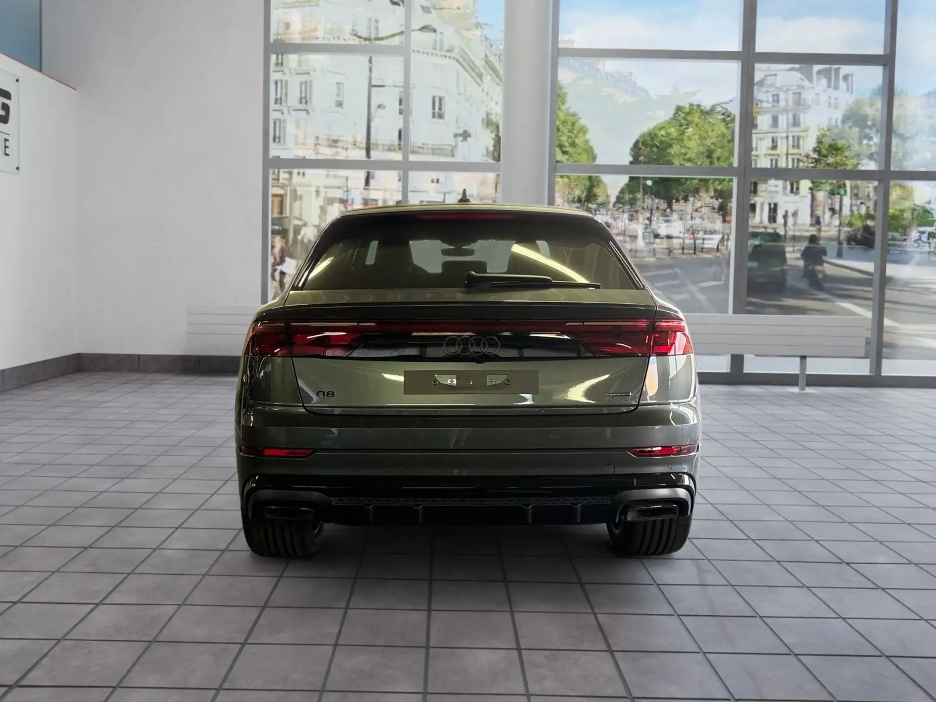아우디 Audi Q8 TFSI 2026 회색 사진 4