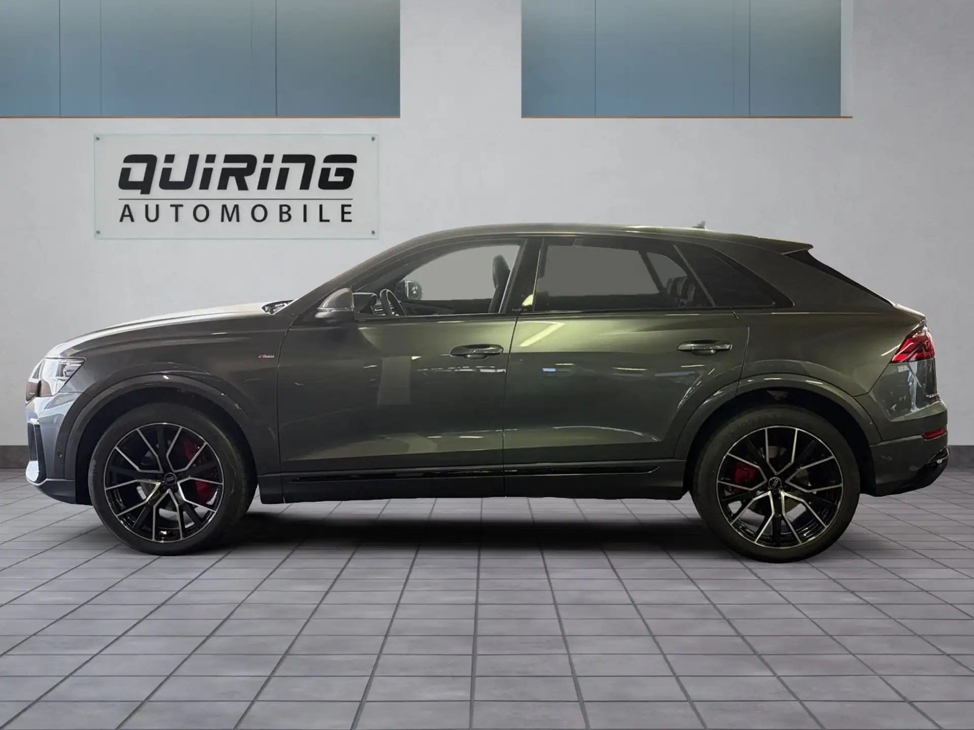 아우디 Audi Q8 TFSI 2026 회색 사진 2