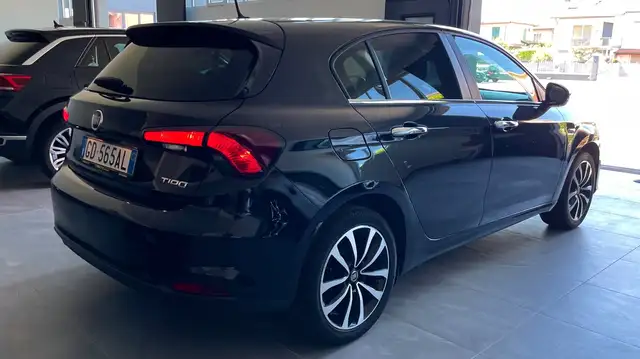 Fiat Tipo view 7