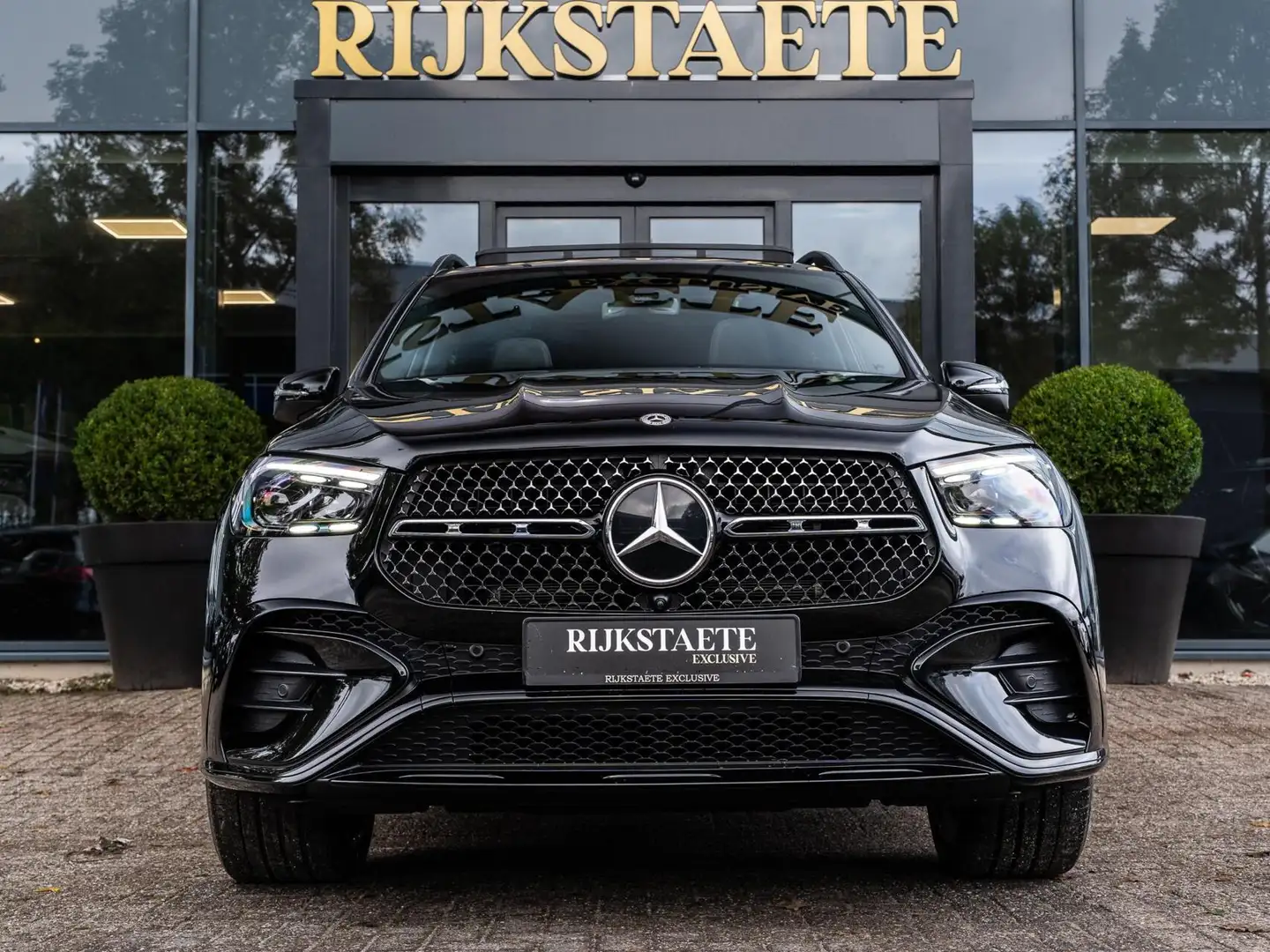 Mercedes-Benz GLE 400 400e 4MATIC AMG|PANO|BURMESTER|ACC|22'' Noir - 2