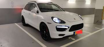 4.8 V8 Turbo Tiptronic S A