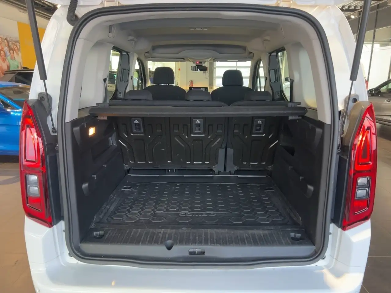 Opel Combo 1.5 D Edition 5-Sitze, AHK, Navi, миниатюра 20