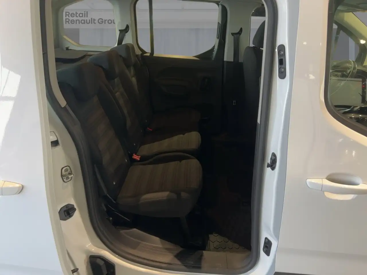 Opel Combo 1.5 D Edition 5-Sitze, AHK, Navi, миниатюра 9