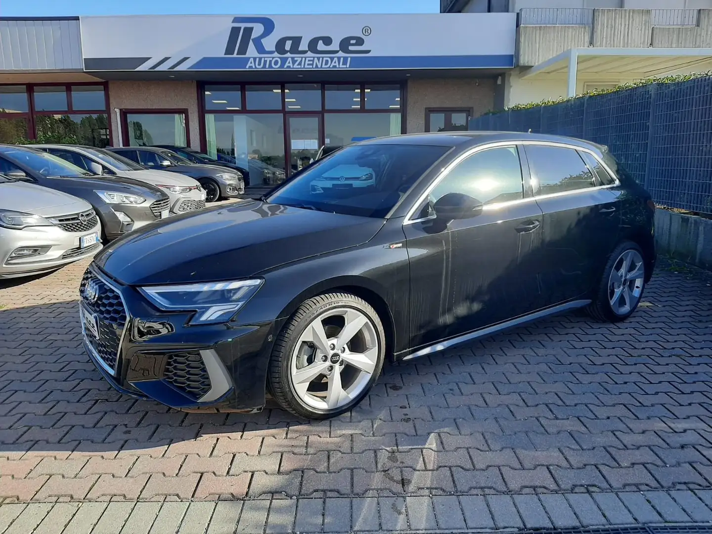 Audi A3 SPB - S line s-tronic VARI COLORI E ALLESTIMENTI Nero - 1