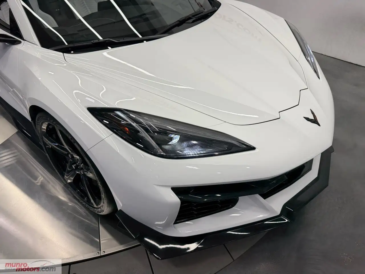 Chevrolet Corvette снимка Chevrolet Corvette