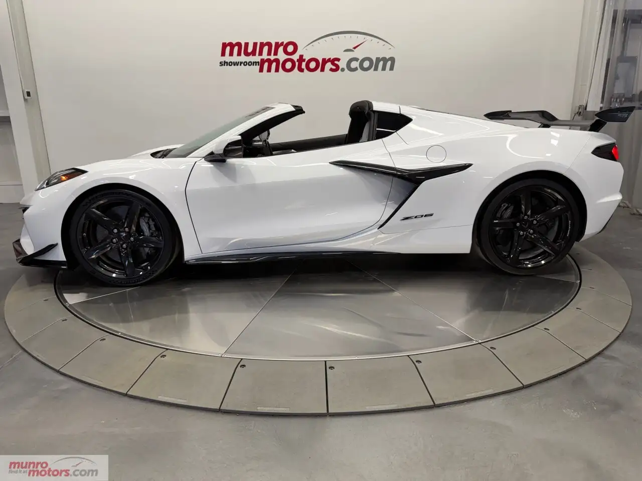 Chevrolet Corvette снимка Chevrolet Corvette