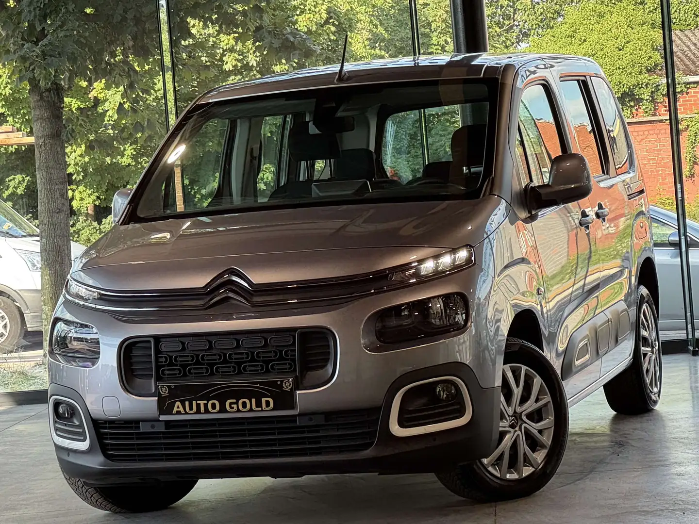 Citroen Berlingo 1.5 BLUE HDI/5 PLACES/CAMERA/NAVI/CLIMA/1PROP CARN Gris - 1