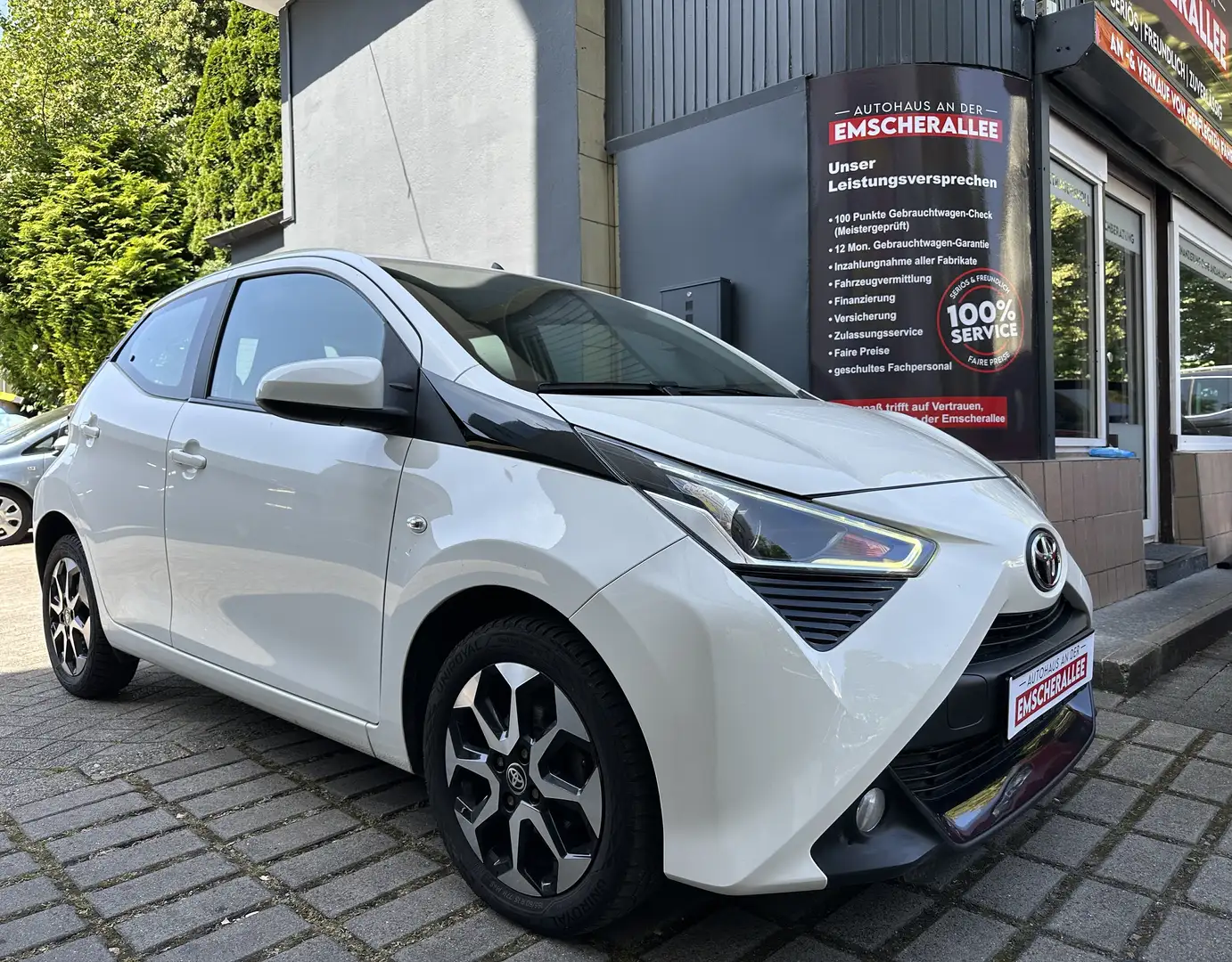 Toyota Aygo x-play FACELIFT/APPLE CAR PLAY/KAMERA/LM Blanc - 1