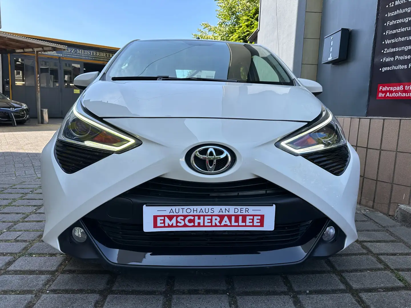 Toyota Aygo x-play FACELIFT/APPLE CAR PLAY/KAMERA/LM Blanc - 2