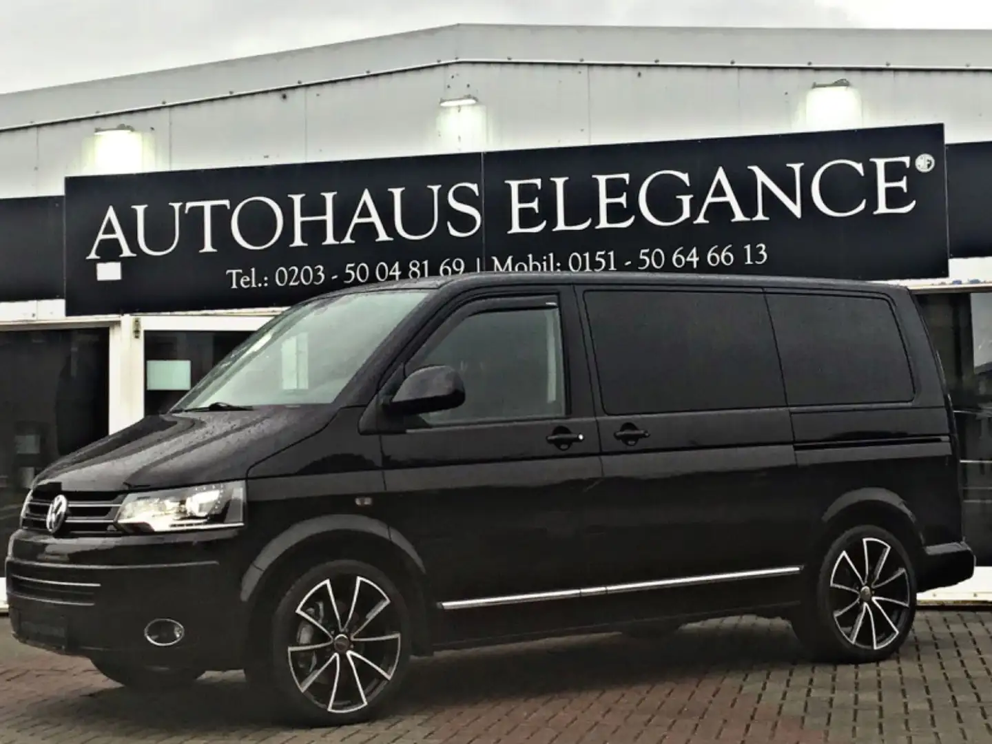 Volkswagen T5 Multivan Highline 4Motion Aut~Navi~Kamera~Xen Schwarz - 2