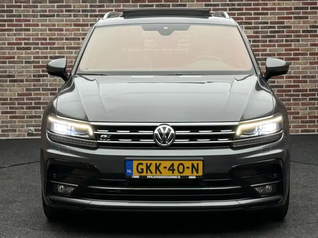 Volkswagen Tiguan view 5